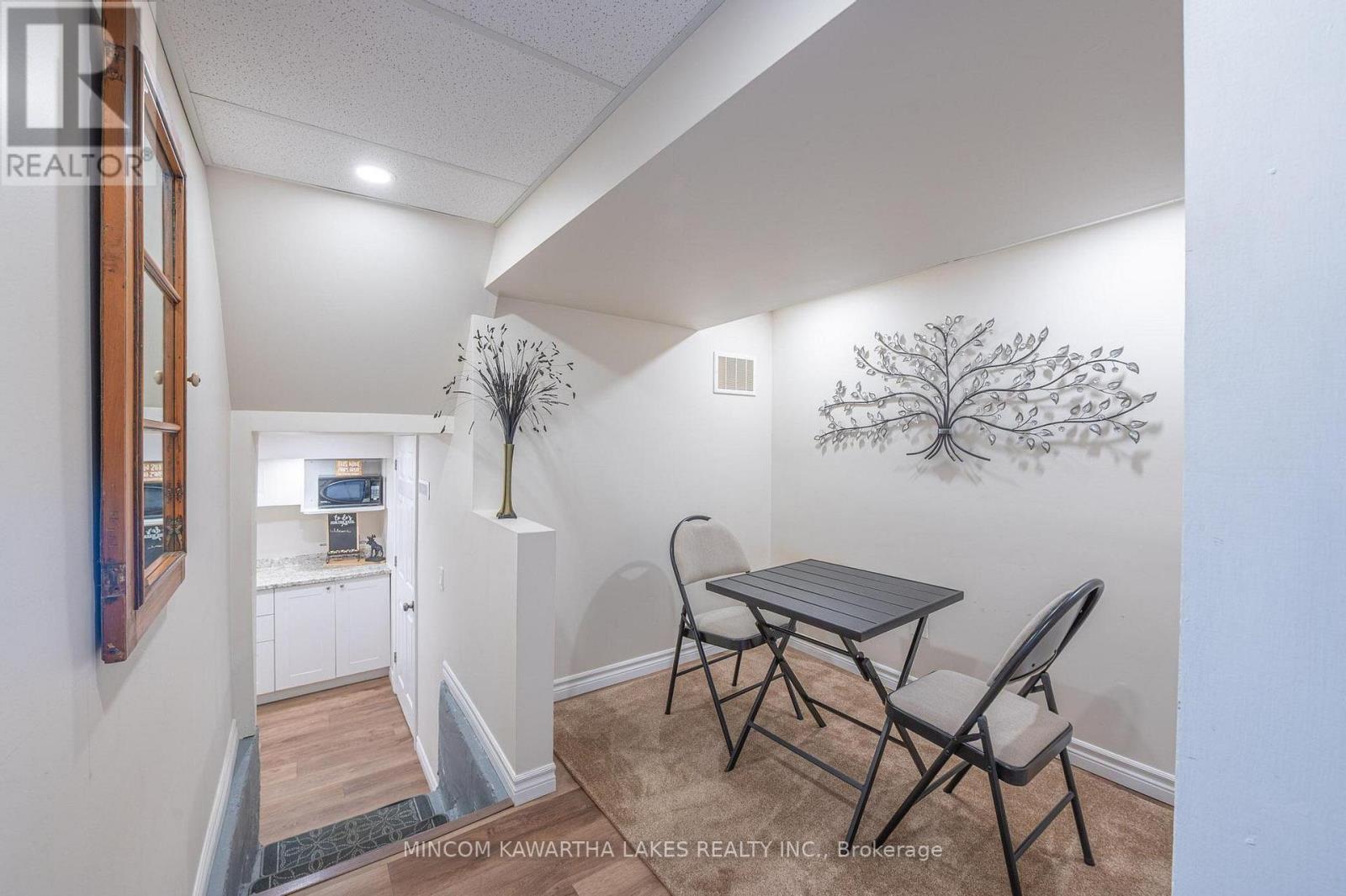 919 Sydenham Road, Peterborough (Ashburnham Ward 4), Ontario  K9J 1K5 - Photo 26 - X12391924