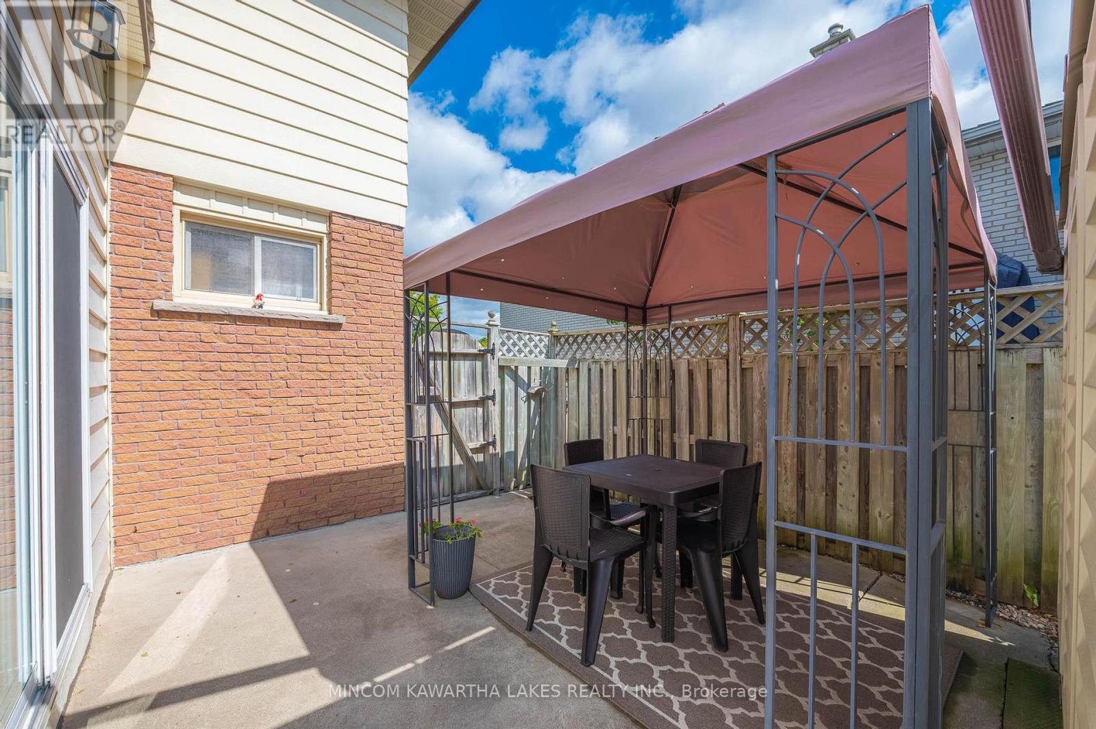 919 Sydenham Road, Peterborough (Ashburnham Ward 4), Ontario  K9J 1K5 - Photo 37 - X12391924
