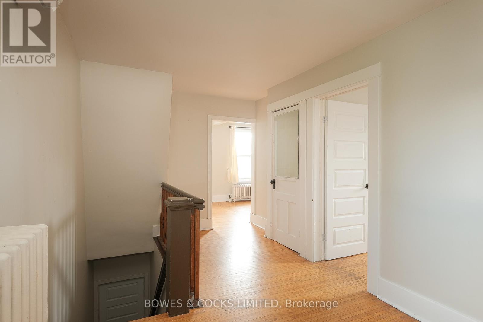 530 Chamberlain Street, Peterborough (Town Ward 3), Ontario  K9J 4L5 - Photo 12 - X12392189