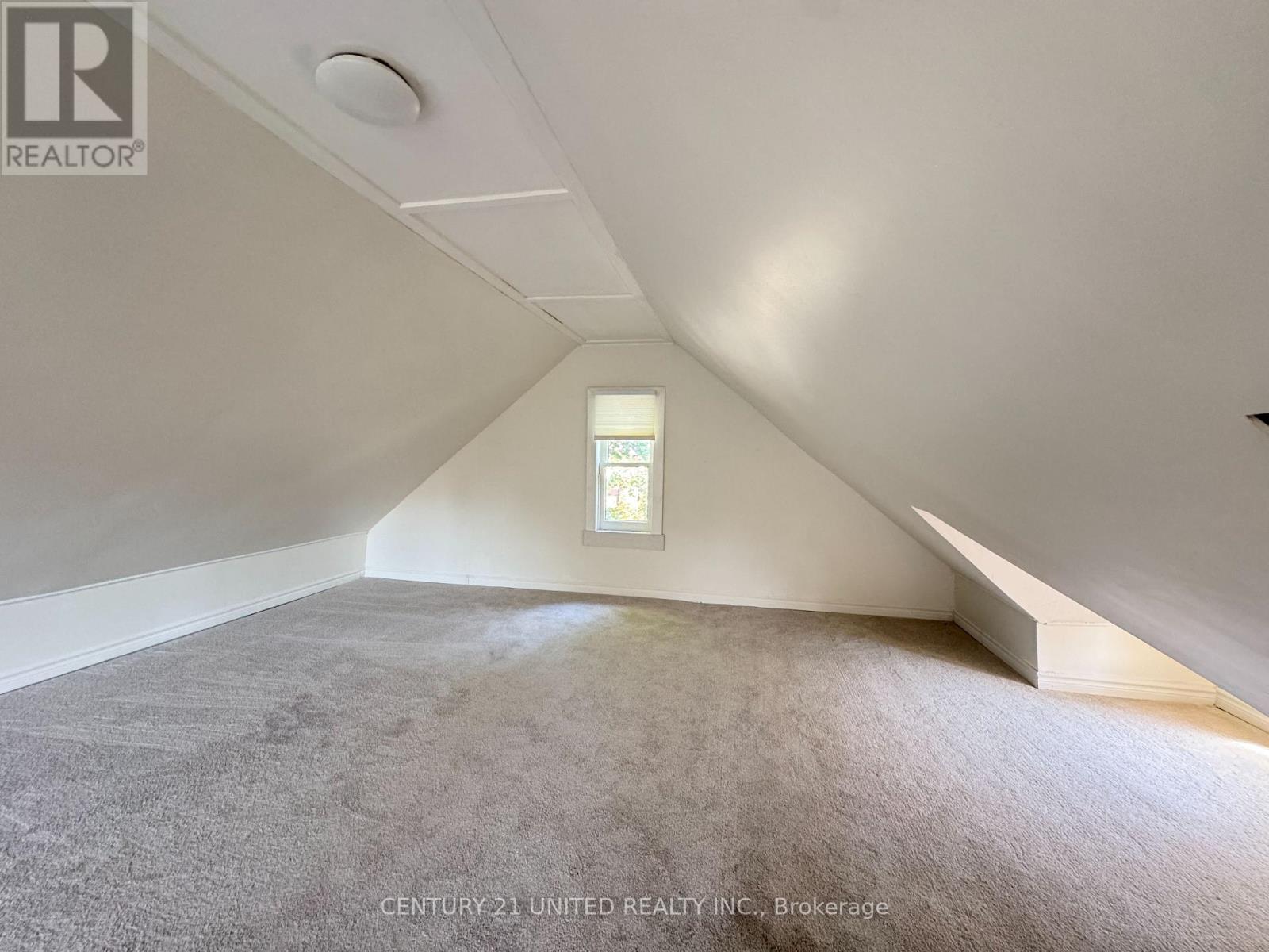312 Elias Avenue, Peterborough (Town Ward 3), Ontario  K9J 5G9 - Photo 24 - X12392294