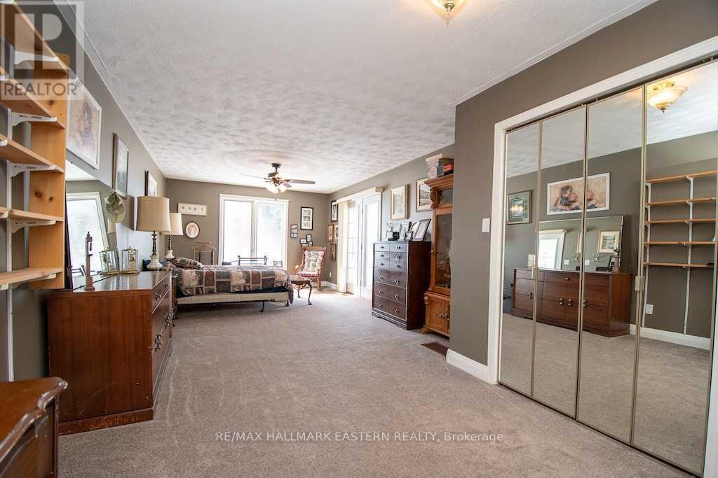 1032 East Communication Road, Selwyn, Ontario  K0L 1H0 - Photo 11 - X12392335