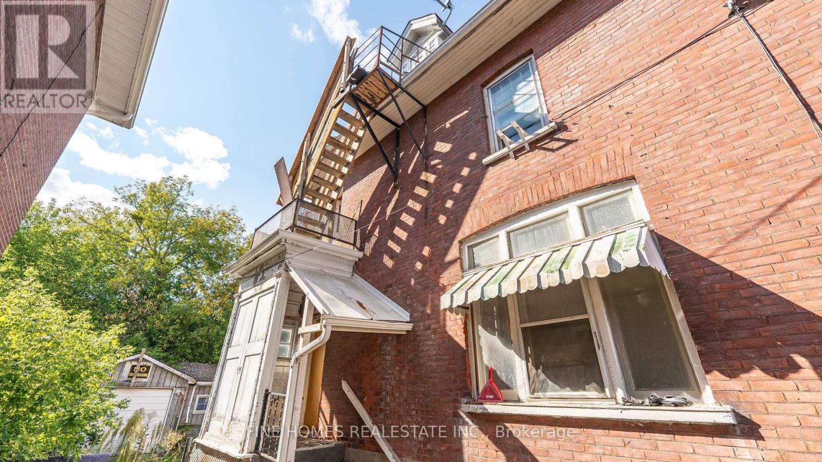 175 Stewart Street, Peterborough (Town Ward 3), Ontario  K9J 3M4 - Photo 35 - X12392489