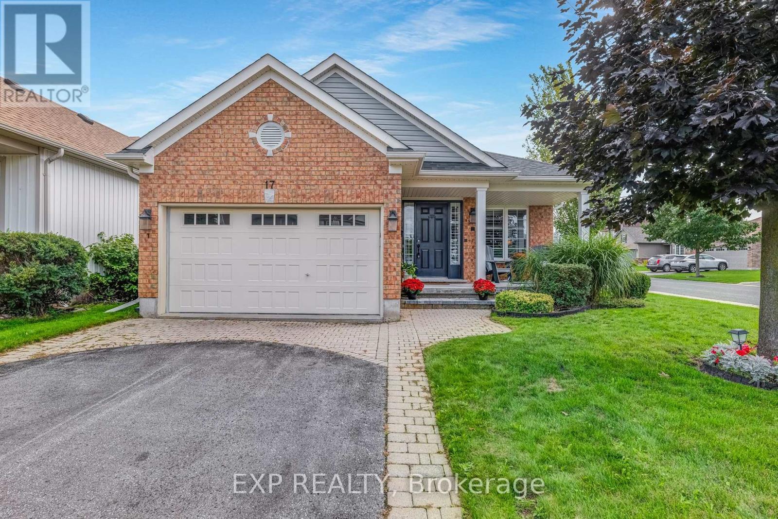 17 FLYNN AVENUE, kawartha lakes (lindsay), Ontario