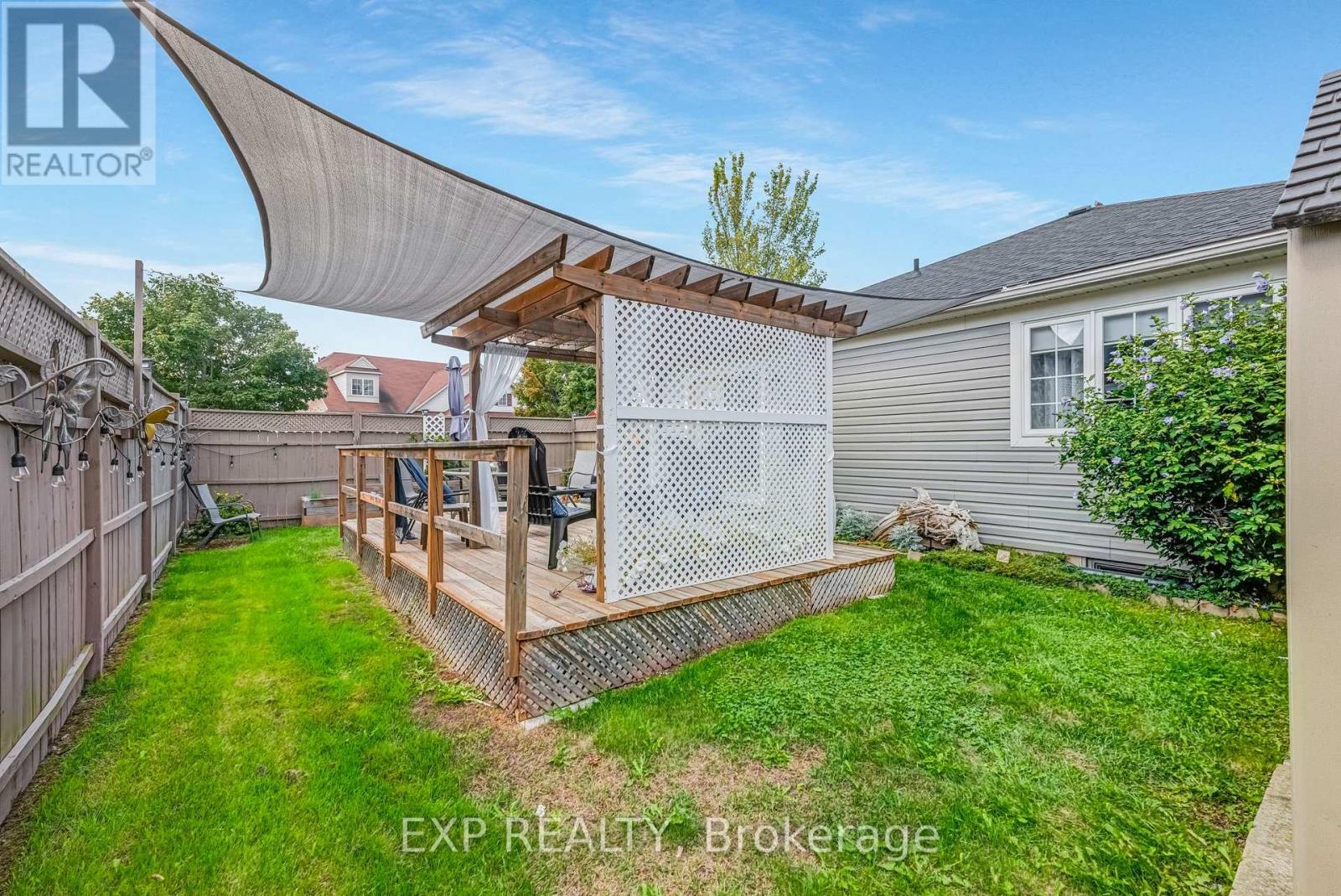 17 Flynn Avenue, Kawartha Lakes (Lindsay), Ontario  K9V 0B2 - Photo 41 - X12393463