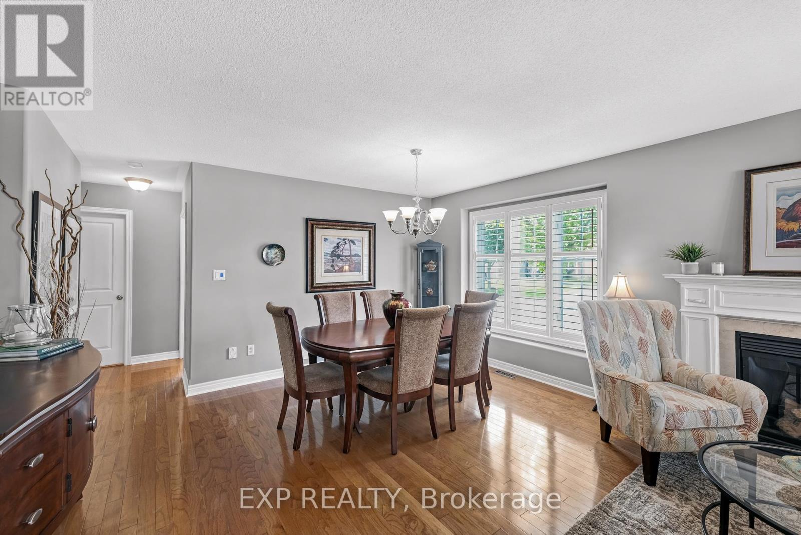 17 Flynn Avenue, Kawartha Lakes (Lindsay), Ontario  K9V 0B2 - Photo 8 - X12393463