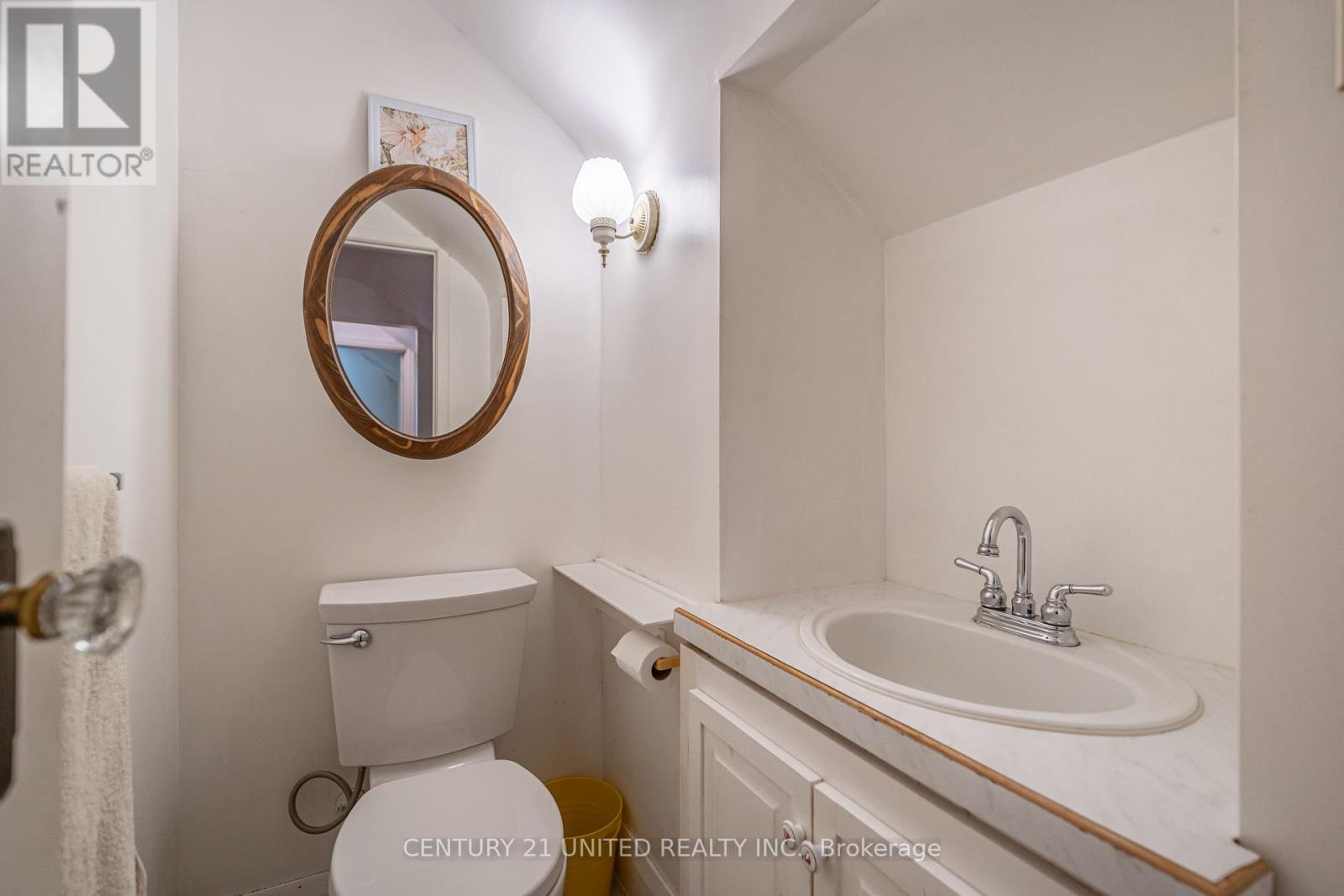 513 Parkhill Road W, Peterborough (Town Ward 3), Ontario  K9H 3J4 - Photo 15 - X12393570