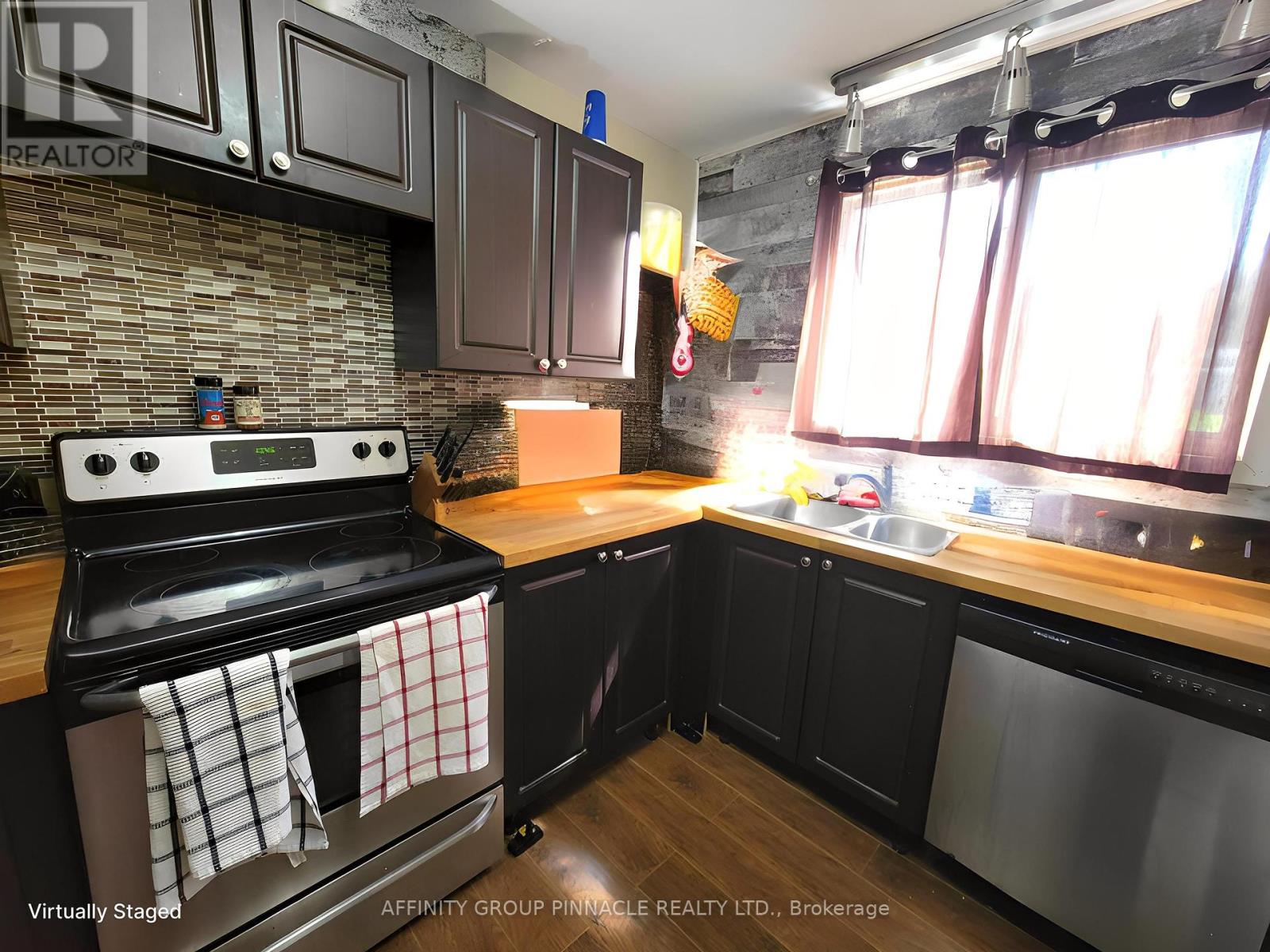 2473 Selwyn Bay Lane, Selwyn, Ontario  K0L 2H0 - Photo 16 - X12393966
