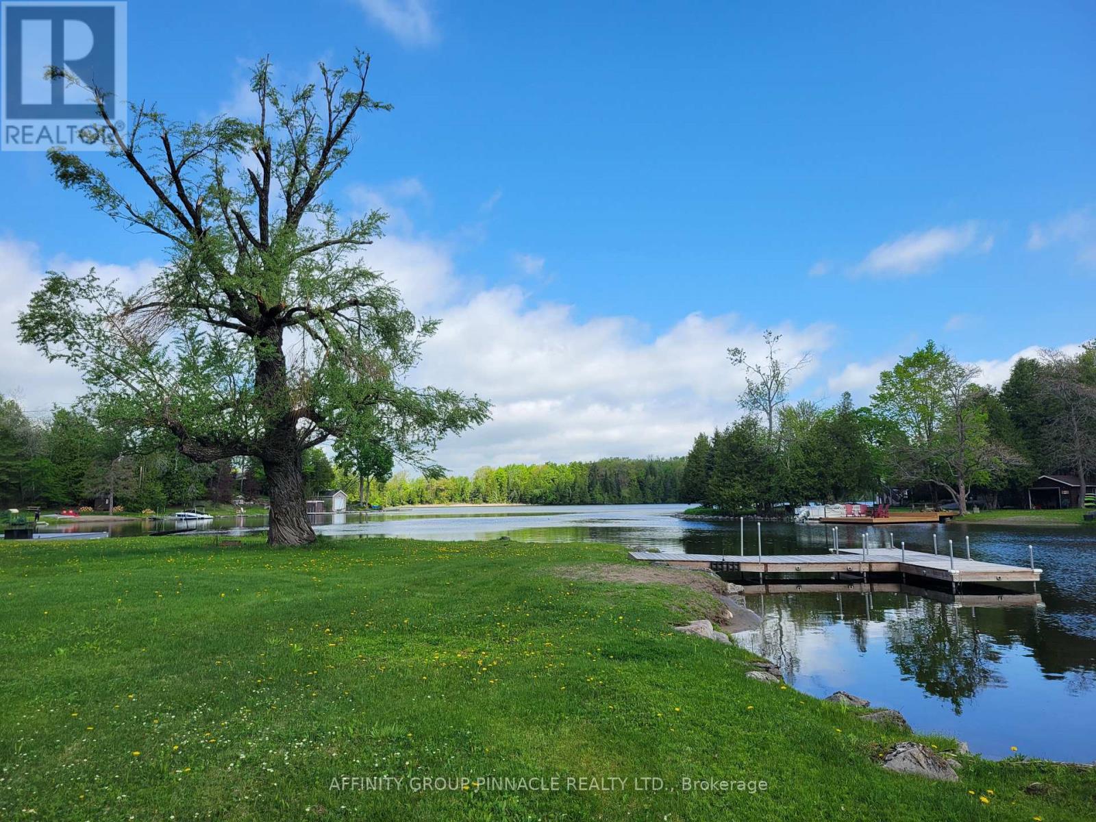 2473 Selwyn Bay Lane, Selwyn, Ontario  K0L 2H0 - Photo 5 - X12393966