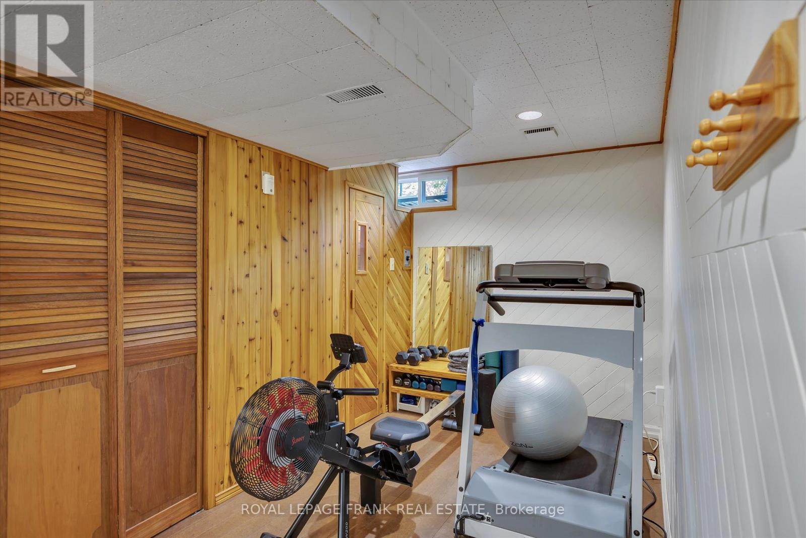 1289 Algonquin Boulevard, Peterborough (Northcrest Ward 5), Ontario  K9H 6N1 - Photo 21 - X12394016