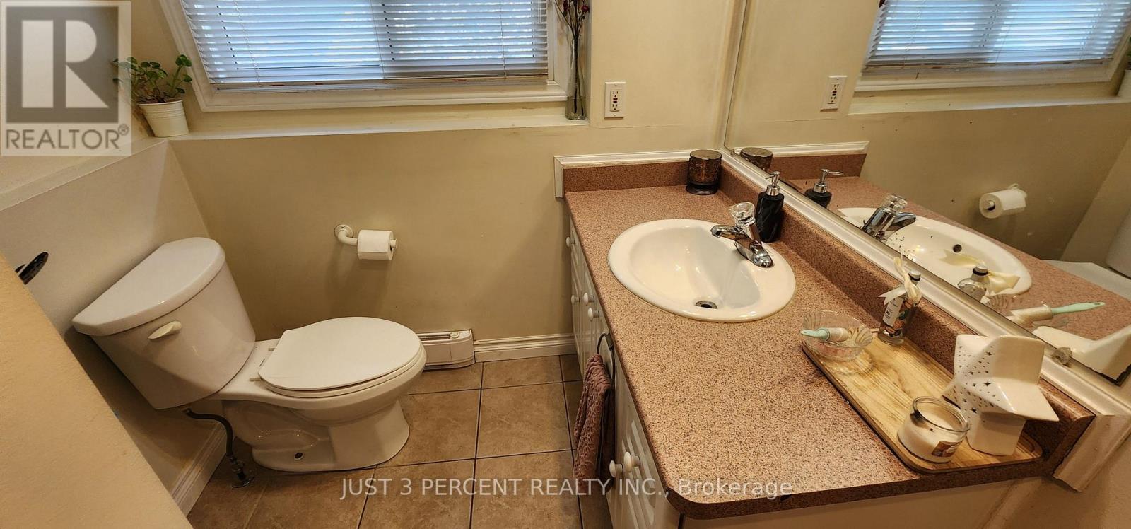 23 - 30 Champlain Crescent, Peterborough (Northcrest Ward 5), Ontario  K9L 1T1 - Photo 14 - X12394155