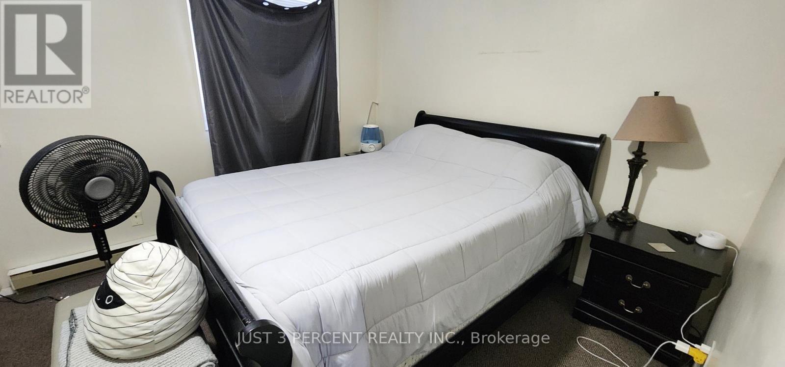 23 - 30 Champlain Crescent, Peterborough (Northcrest Ward 5), Ontario  K9L 1T1 - Photo 15 - X12394155
