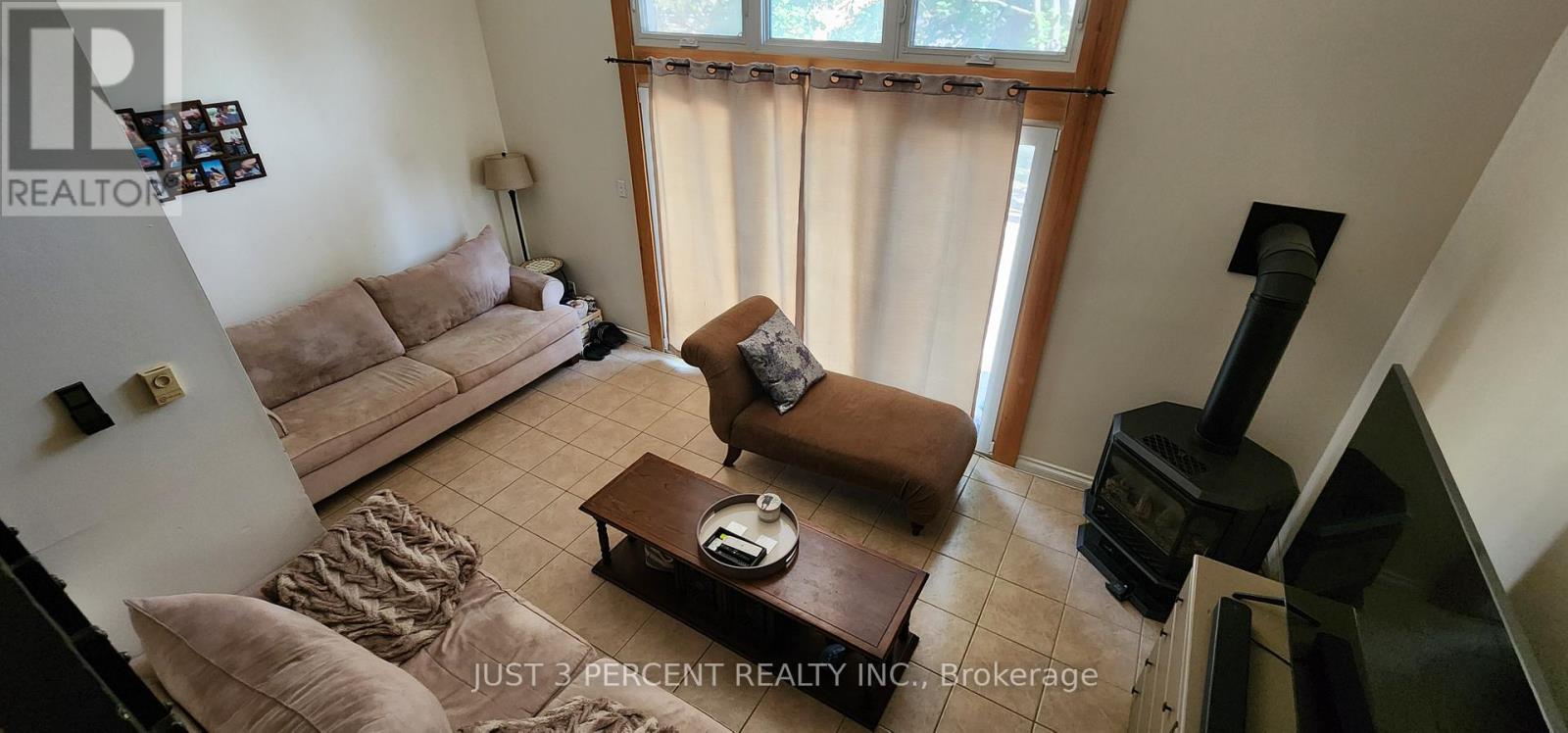 23 - 30 Champlain Crescent, Peterborough (Northcrest Ward 5), Ontario  K9L 1T1 - Photo 2 - X12394155