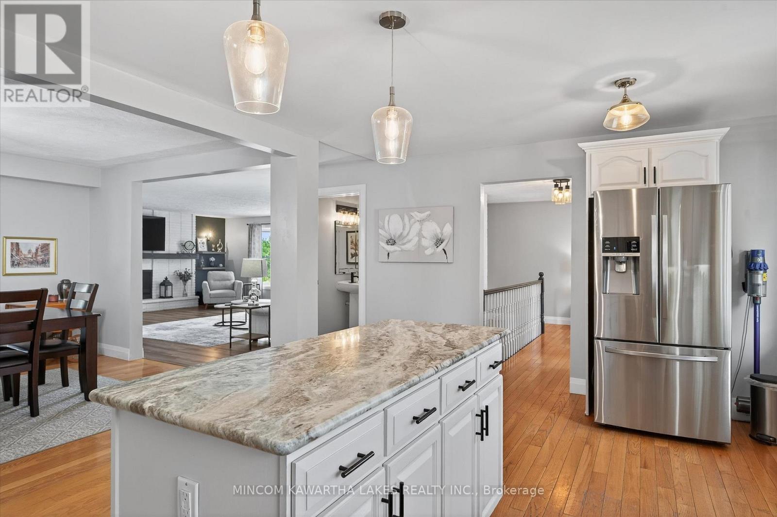 200 Kildeer Lane, Selwyn, Ontario  K0L 1T0 - Photo 5 - X12394353
