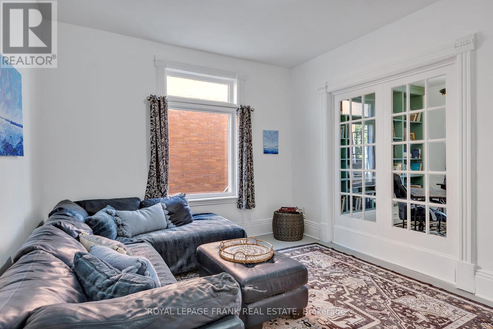 514 Bolivar Street, Peterborough (Town Ward 3), Ontario  K9J 4R7 - Photo 11 - X12394519