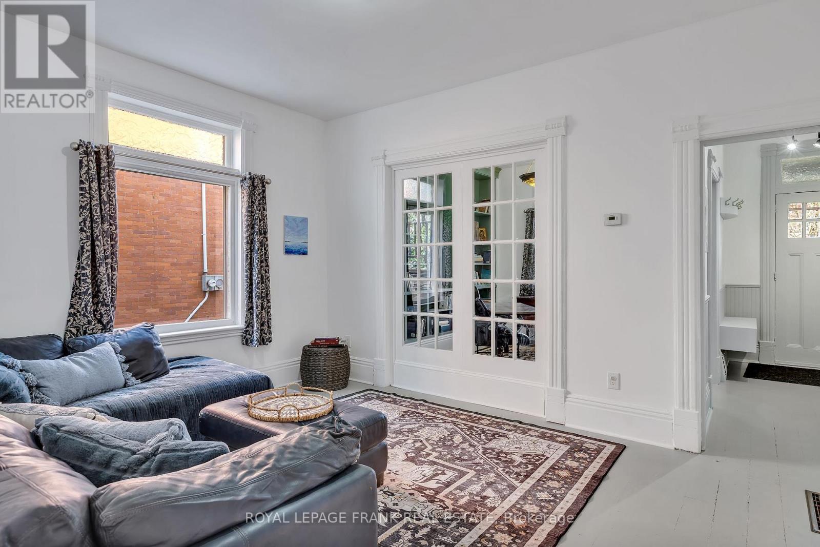 514 Bolivar Street, Peterborough (Town Ward 3), Ontario  K9J 4R7 - Photo 12 - X12394519