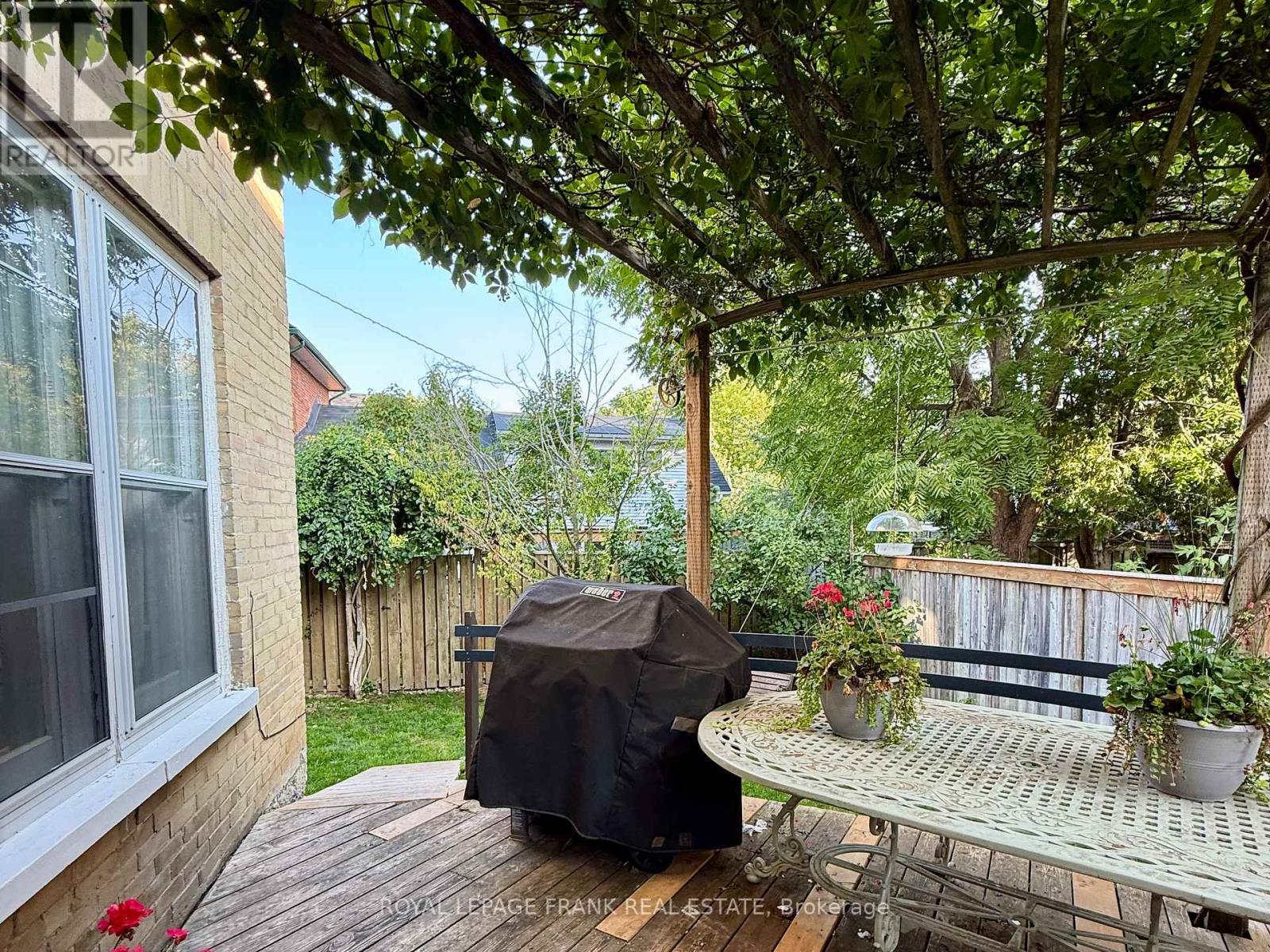 514 Bolivar Street, Peterborough (Town Ward 3), Ontario  K9J 4R7 - Photo 37 - X12394519