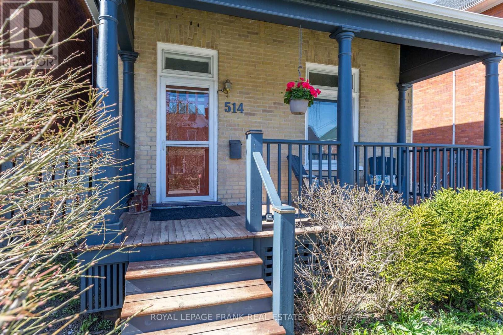 514 Bolivar Street, Peterborough (Town Ward 3), Ontario  K9J 4R7 - Photo 4 - X12394519