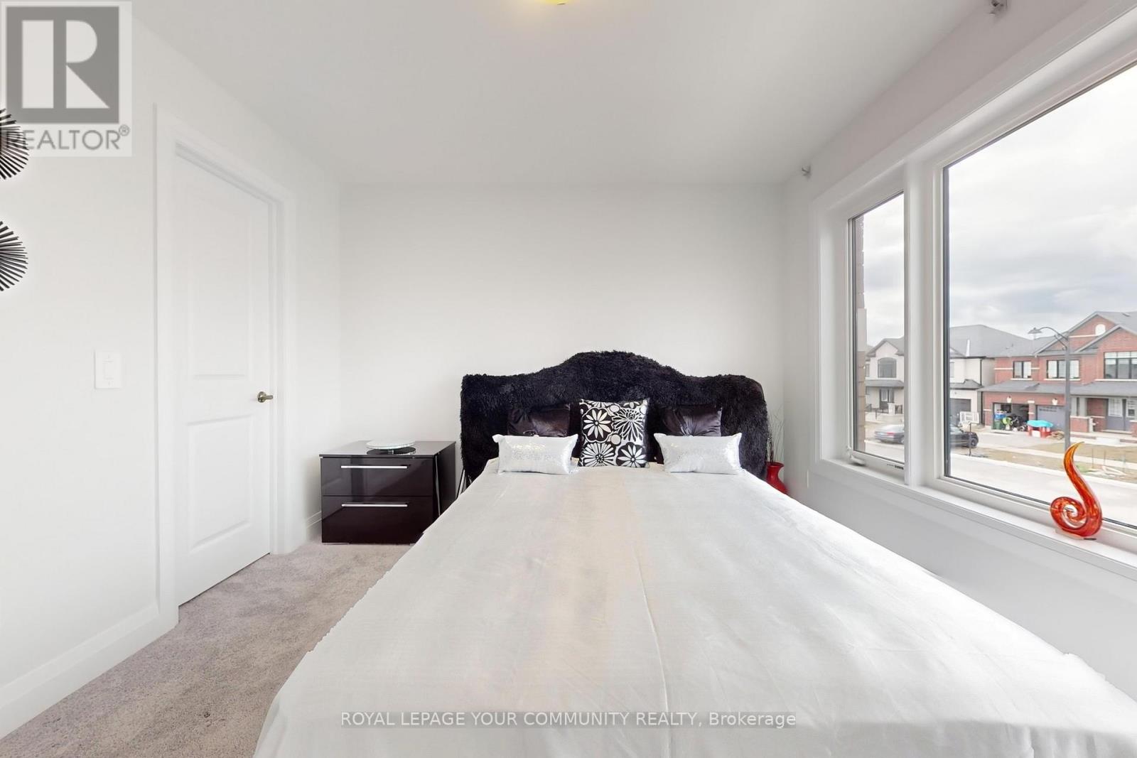 197 St Joseph Road, Kawartha Lakes (Lindsay), Ontario  K9V 0R8 - Photo 29 - X12394398