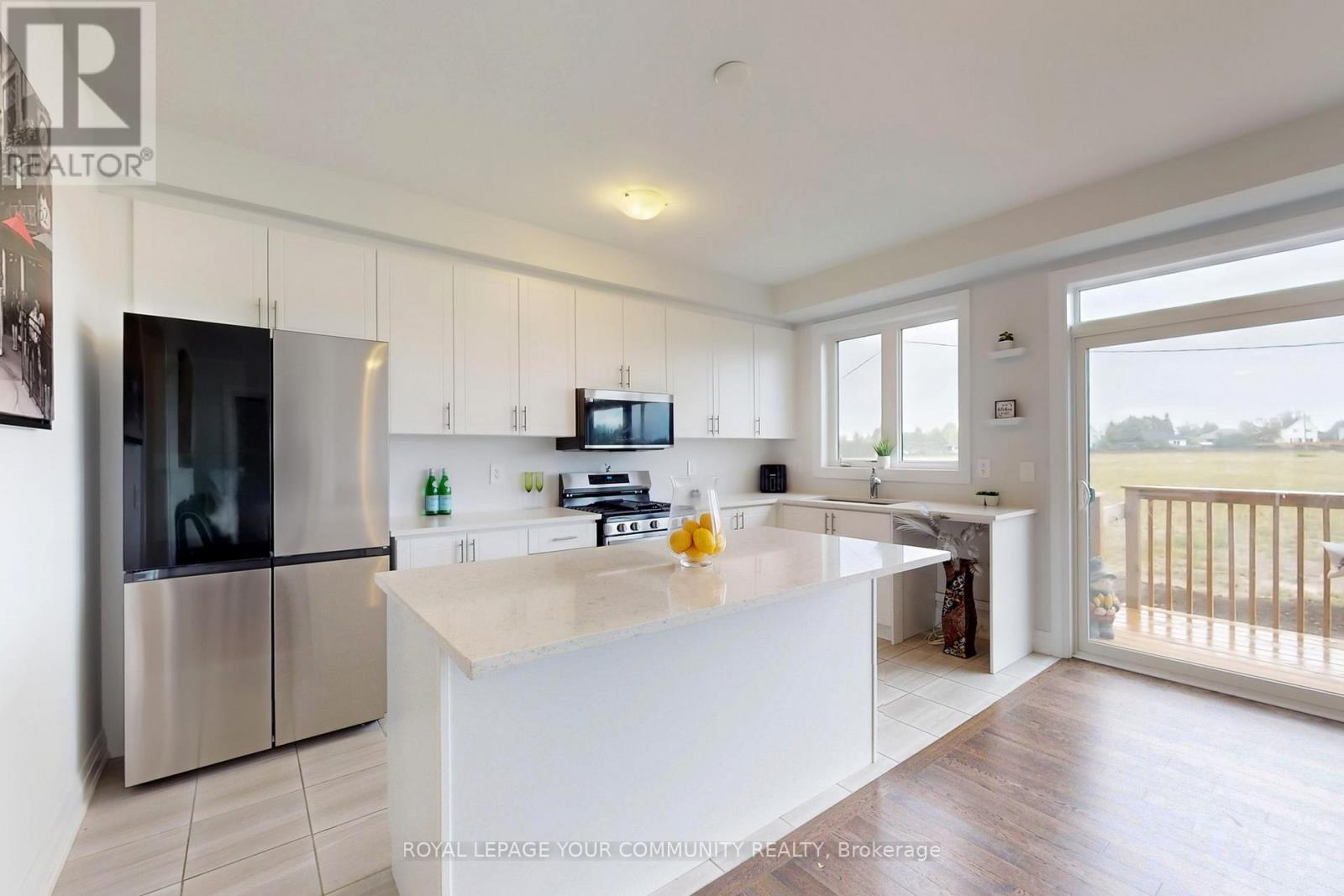 197 St Joseph Road, Kawartha Lakes (Lindsay), Ontario  K9V 0R8 - Photo 8 - X12394398