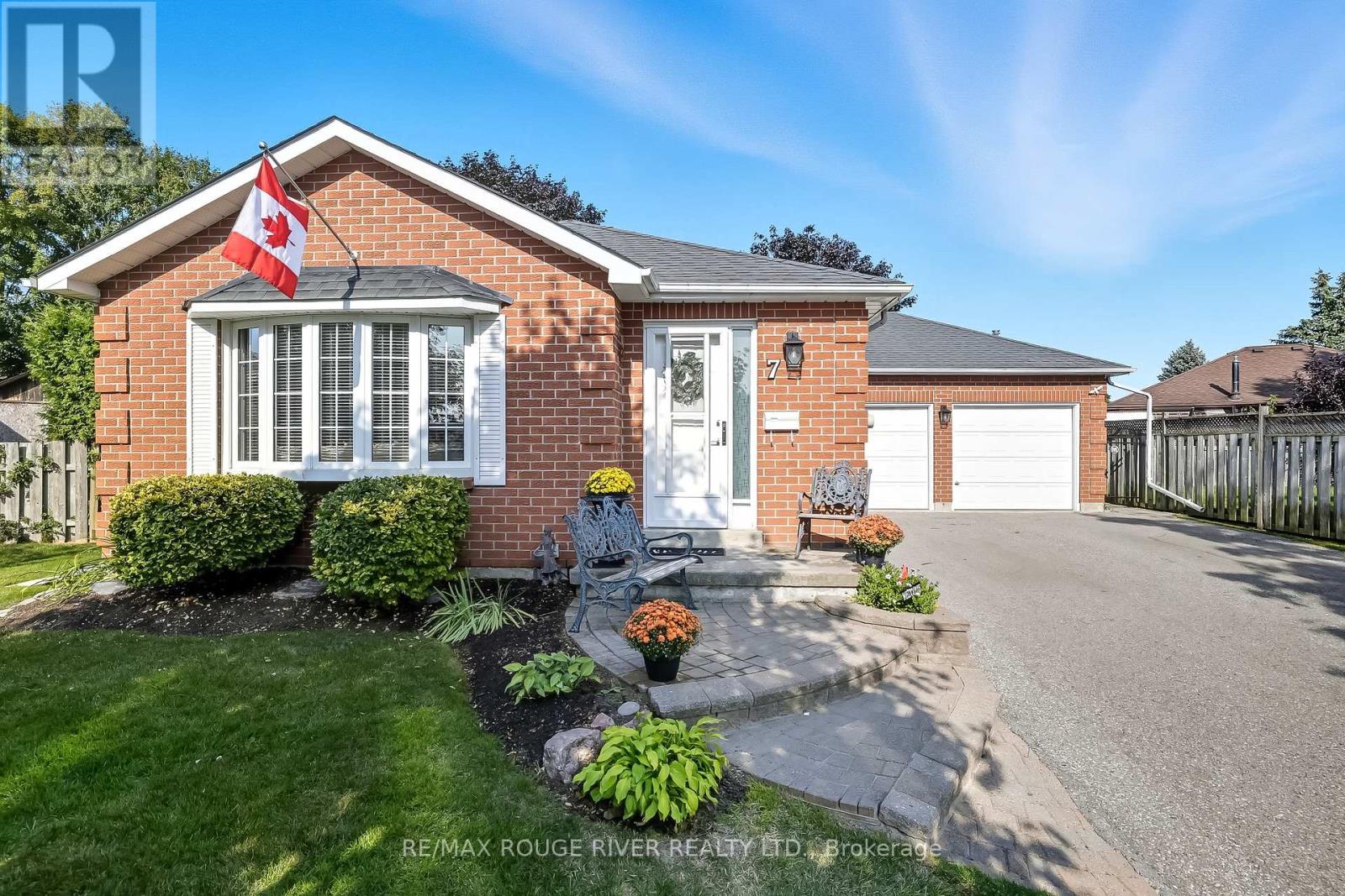 7 VINCENT COURT, clarington (newcastle), Ontario
