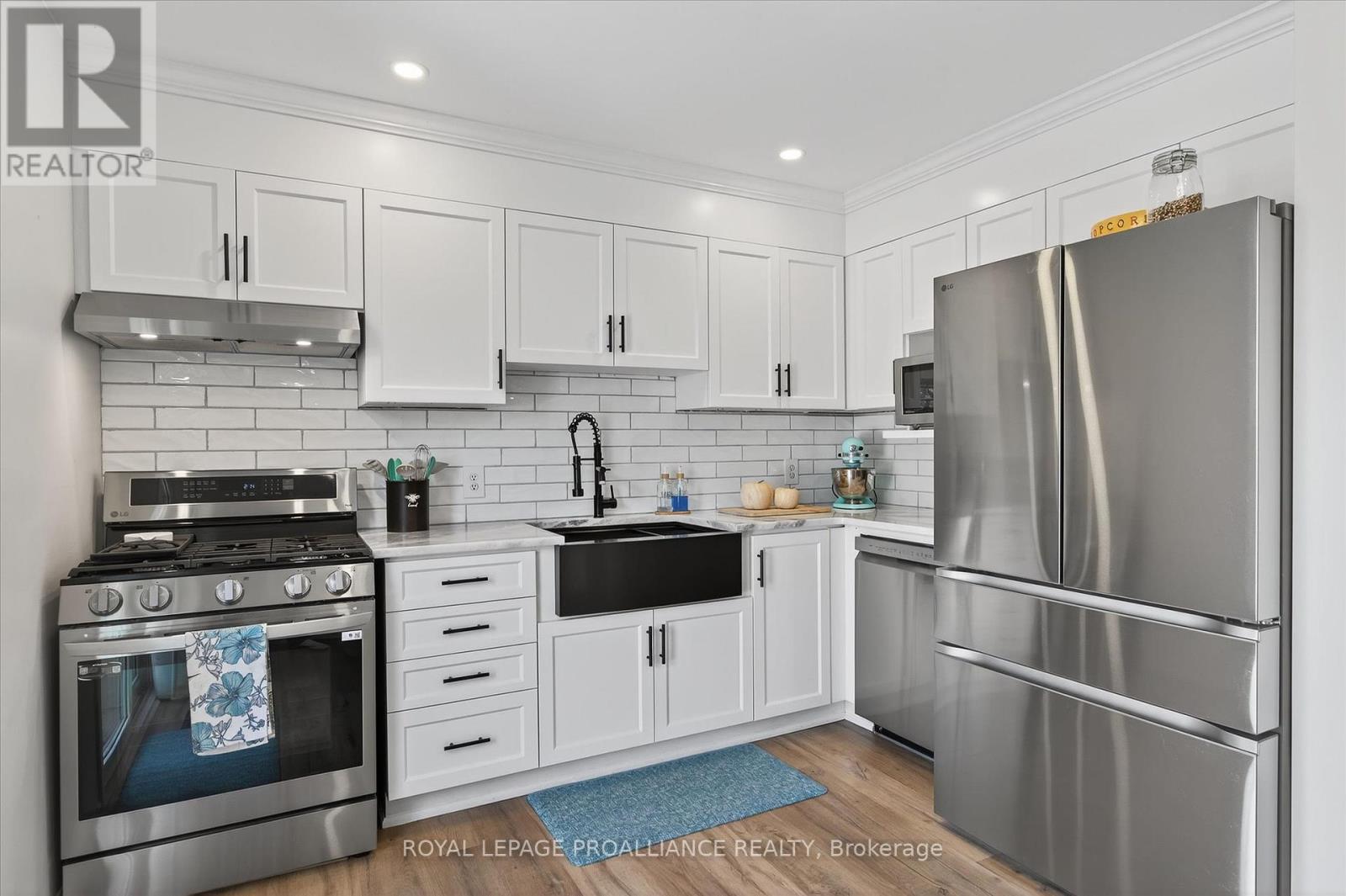845 Stewart Drive, Peterborough (Ashburnham Ward 4), Ontario  K9J 7R3 - Photo 10 - X12394710