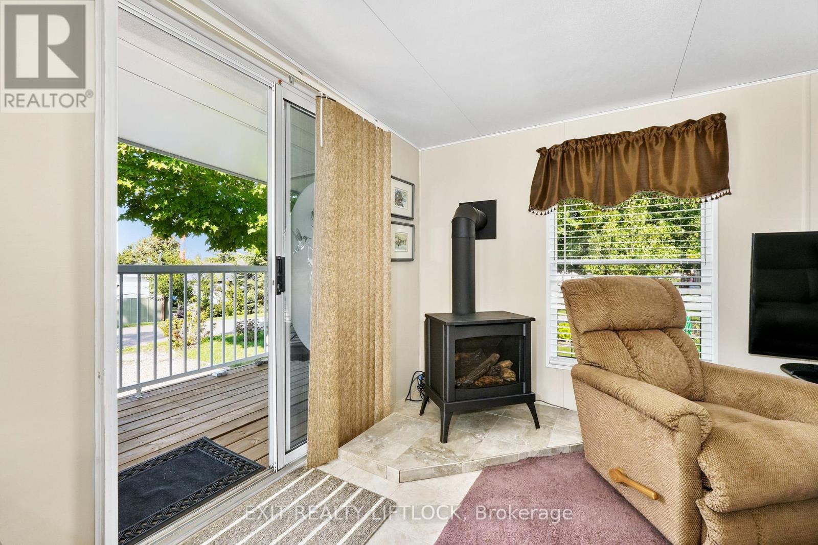 7 Sunrise Drive-740 Serpent Mounds Drive, Otonabee-South Monaghan, Ontario  K0L 2G0 - Photo 10 - X12394841