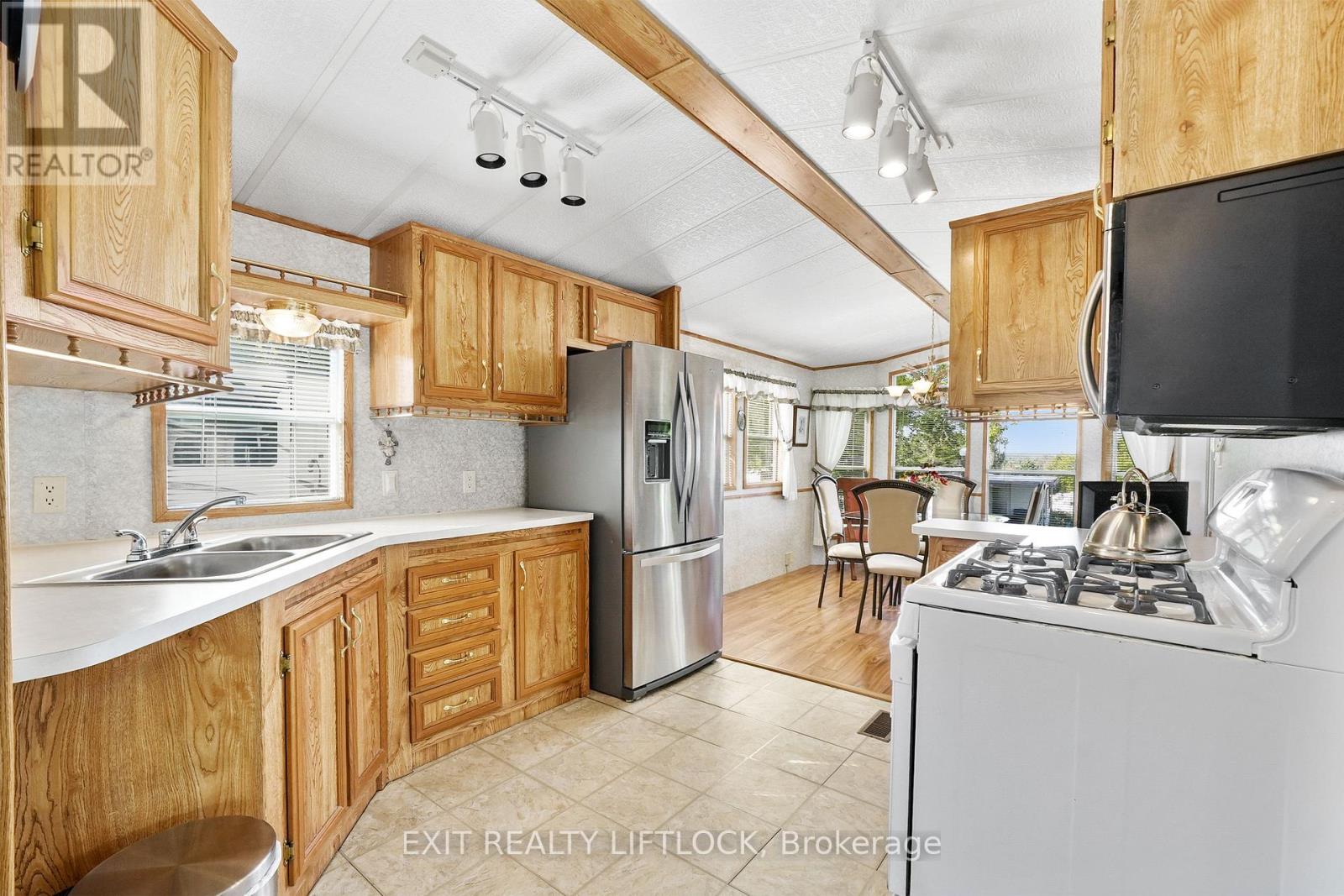 7 Sunrise Drive-740 Serpent Mounds Drive, Otonabee-South Monaghan, Ontario  K0L 2G0 - Photo 21 - X12394841