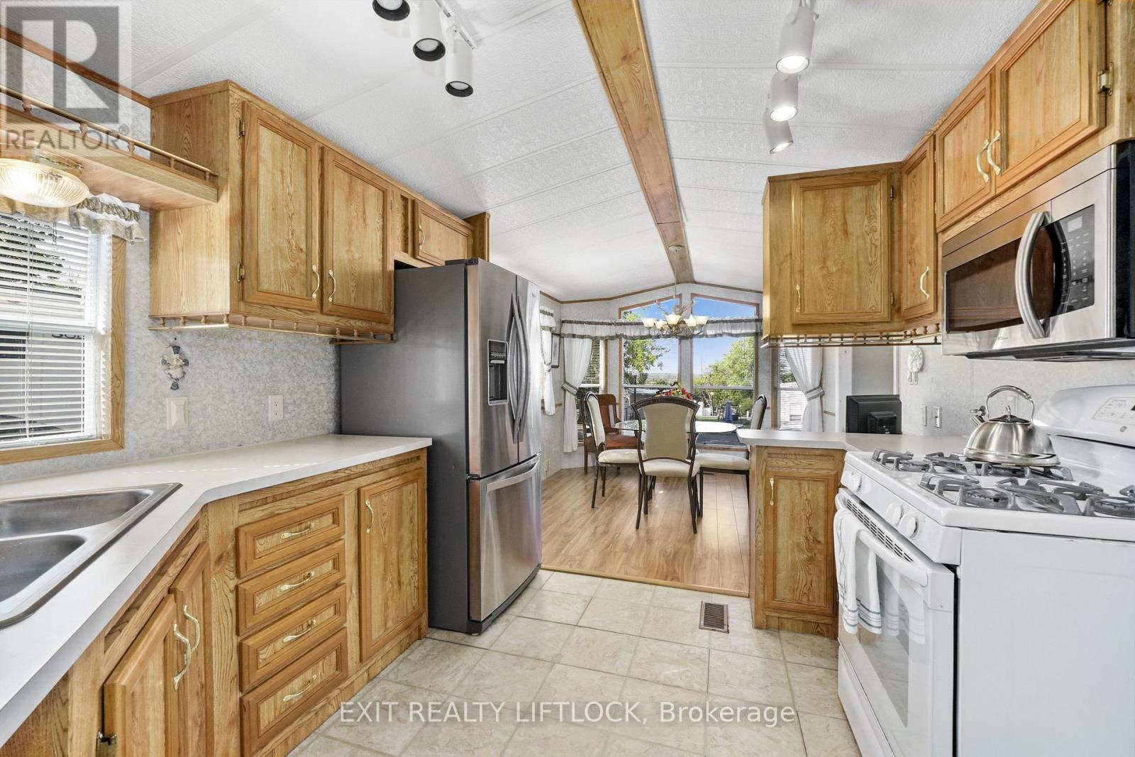 7 Sunrise Drive-740 Serpent Mounds Drive, Otonabee-South Monaghan, Ontario  K0L 2G0 - Photo 22 - X12394841