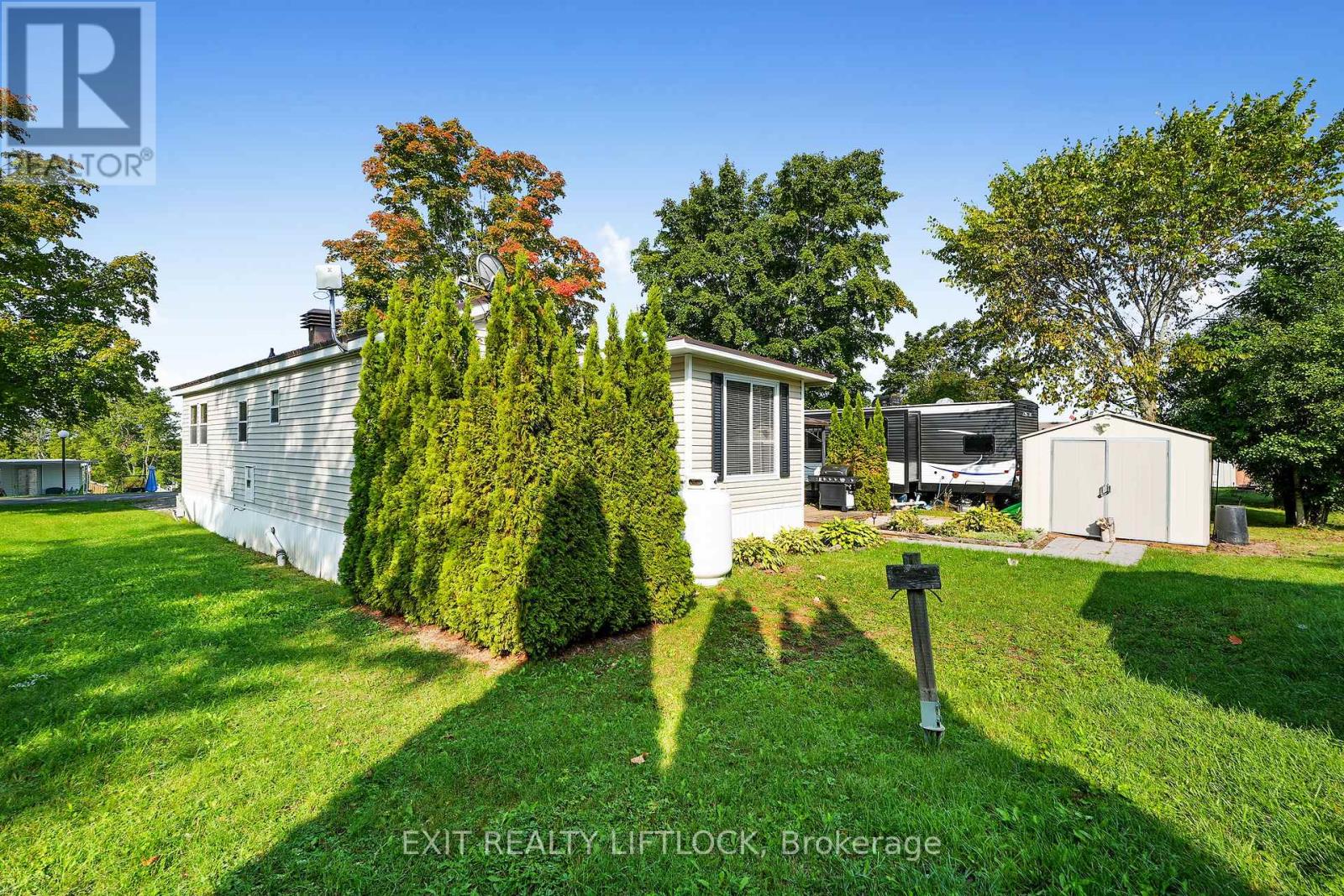 7 Sunrise Drive-740 Serpent Mounds Drive, Otonabee-South Monaghan, Ontario  K0L 2G0 - Photo 34 - X12394841