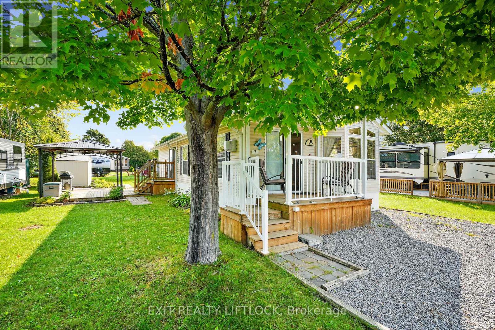 7 Sunrise Drive-740 Serpent Mounds Drive, Otonabee-South Monaghan, Ontario  K0L 2G0 - Photo 5 - X12394841