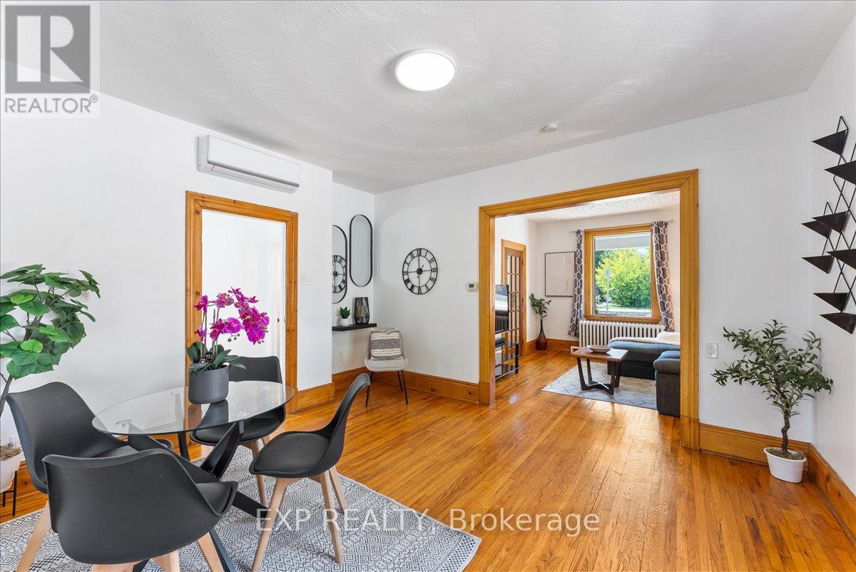 1022 Monaghan Road, Peterborough (Town Ward 3), Ontario  K9J 5L1 - Photo 11 - X12395600