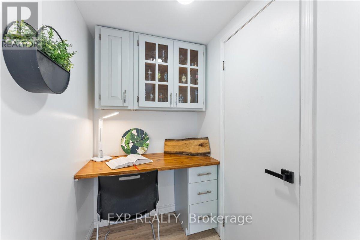 1022 Monaghan Road, Peterborough (Town Ward 3), Ontario  K9J 5L1 - Photo 16 - X12395600