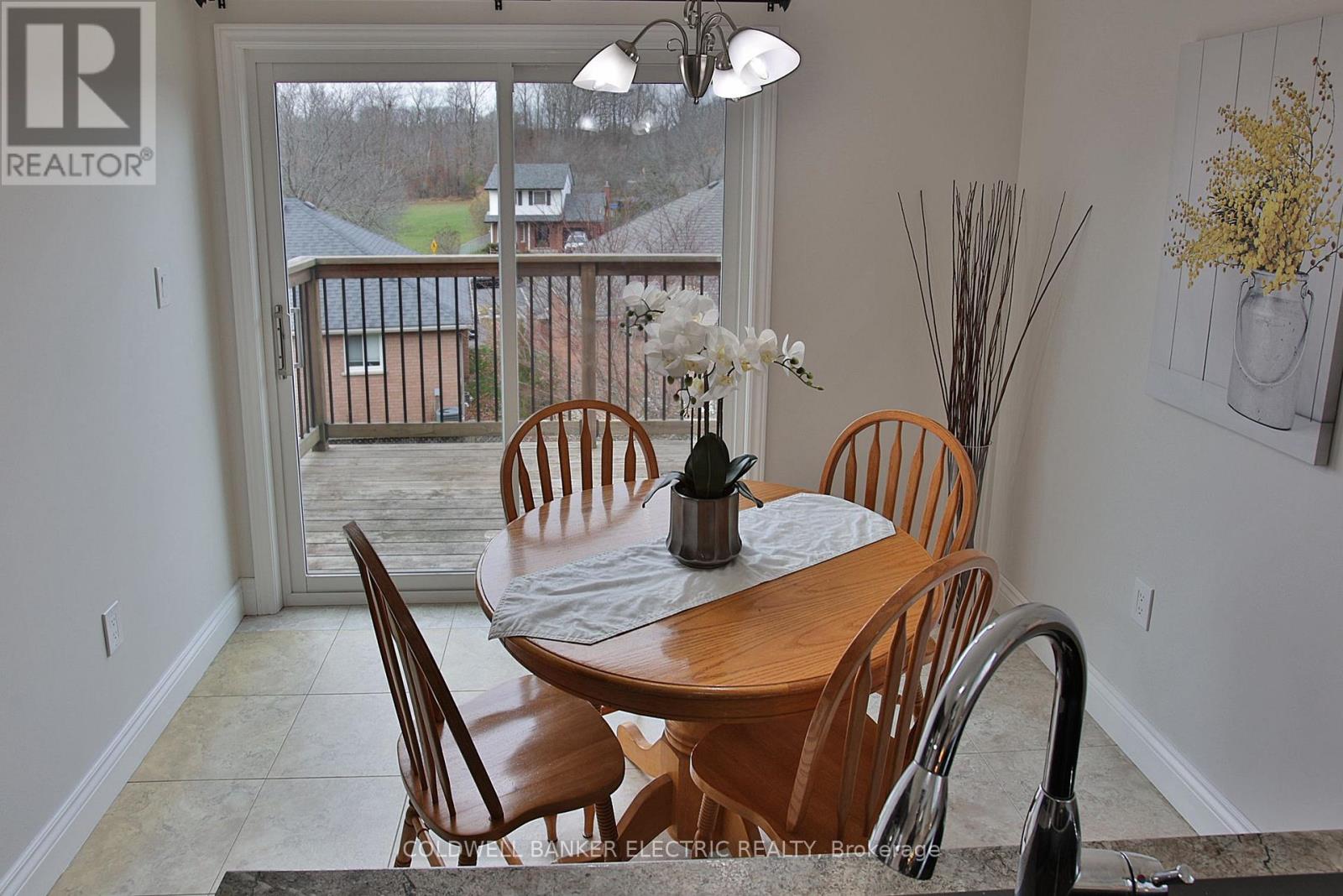 1830 Stratton Avenue, Peterborough (Monaghan Ward 2), Ontario  K9K 2E6 - Photo 13 - X12395601