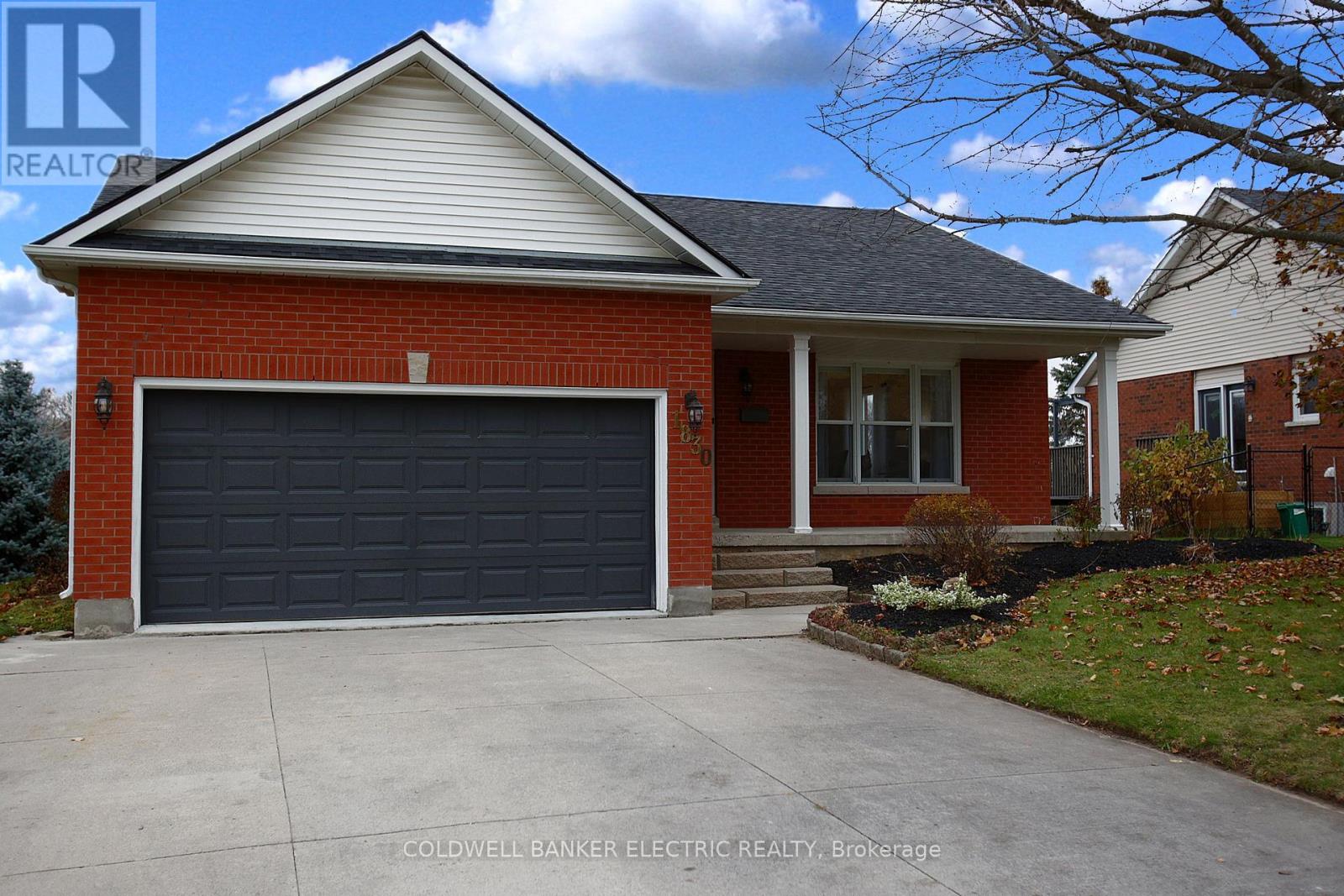 1830 Stratton Avenue, Peterborough (Monaghan Ward 2), Ontario  K9K 2E6 - Photo 2 - X12395601