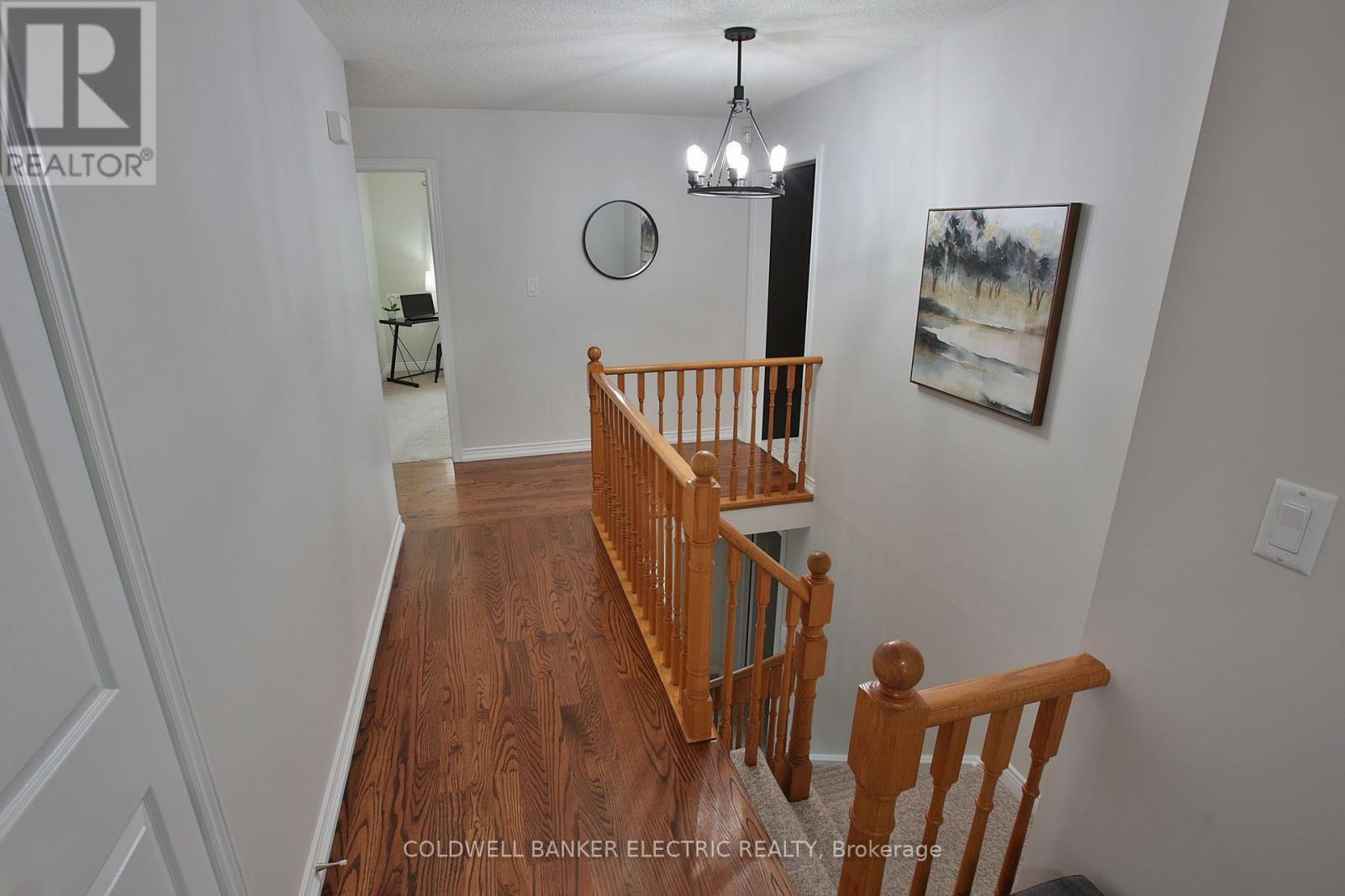 1830 Stratton Avenue, Peterborough (Monaghan Ward 2), Ontario  K9K 2E6 - Photo 5 - X12395601