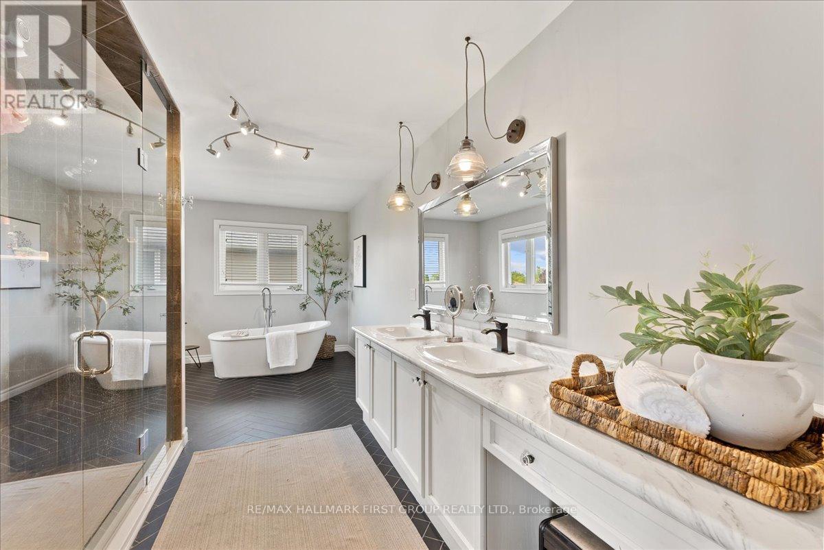 73 Springdale Drive, Kawartha Lakes (Lindsay), Ontario  K9V 0J4 - Photo 29 - X12395657