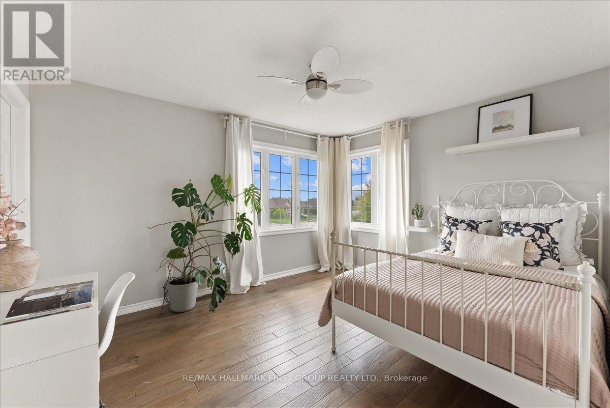73 Springdale Drive, Kawartha Lakes (Lindsay), Ontario  K9V 0J4 - Photo 33 - X12395657