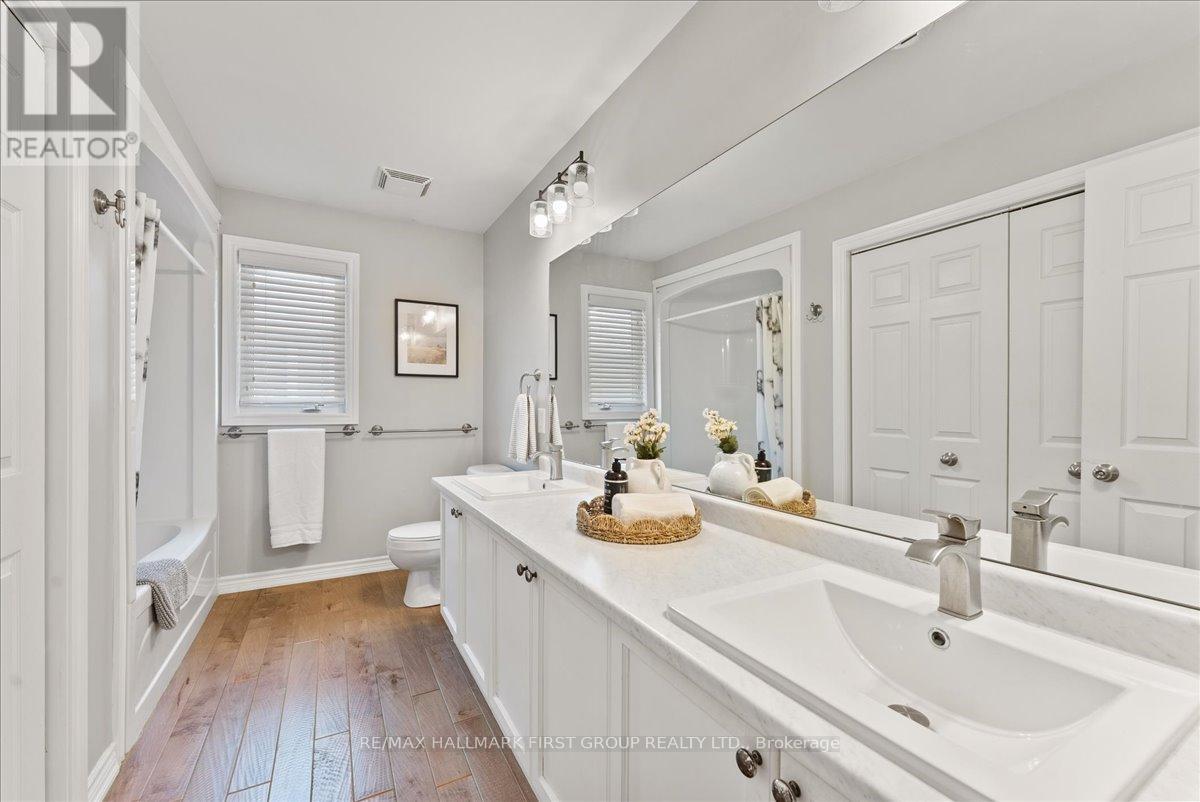 73 Springdale Drive, Kawartha Lakes (Lindsay), Ontario  K9V 0J4 - Photo 35 - X12395657