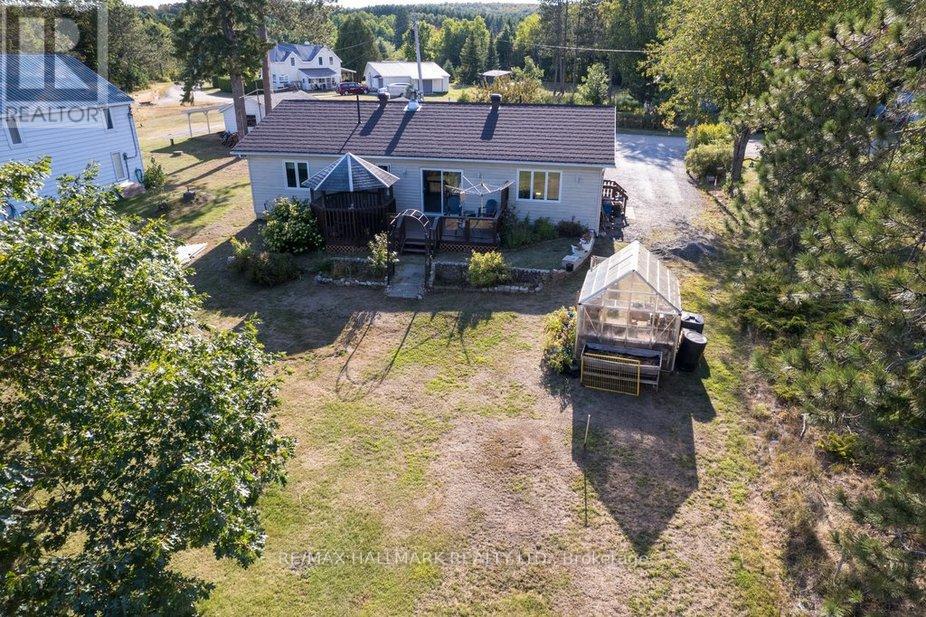35b Card Road, Hastings Highlands (Mcclure Ward), Ontario  K0L 2K0 - Photo 4 - X12395789