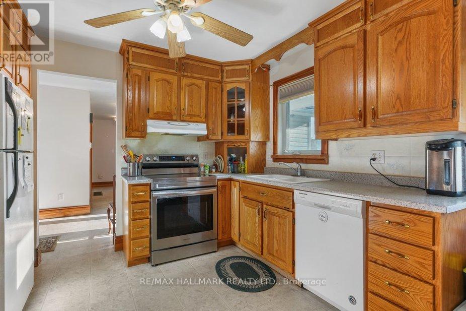 35b Card Road, Hastings Highlands (Mcclure Ward), Ontario  K0L 2K0 - Photo 8 - X12395789