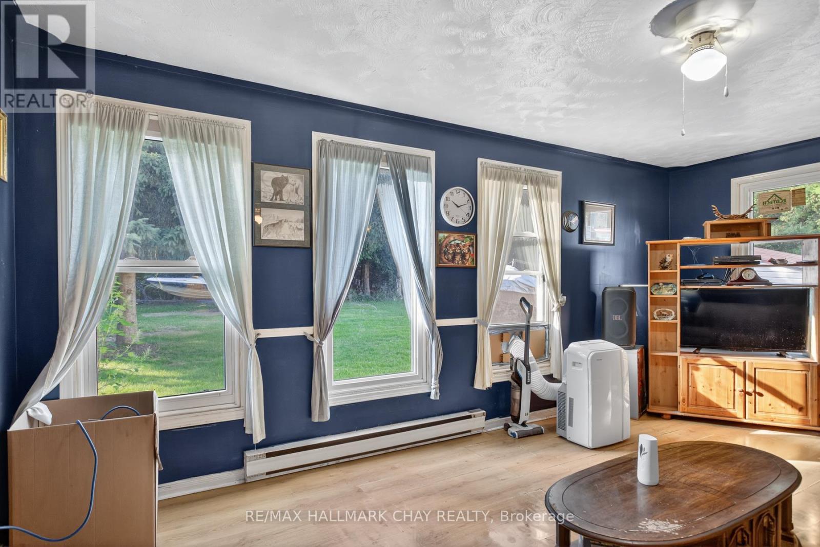 916c Silverleaf Drive, Otonabee-South Monaghan, Ontario  K0L 1B0 - Photo 5 - X12395797