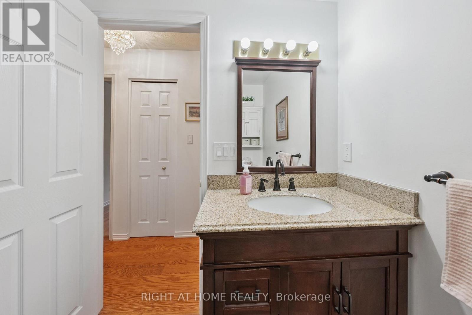 122b - 1099 Clonsilla Avenue, Peterborough (Otonabee Ward 1), Ontario  K9J 8L8 - Photo 27 - X12396405