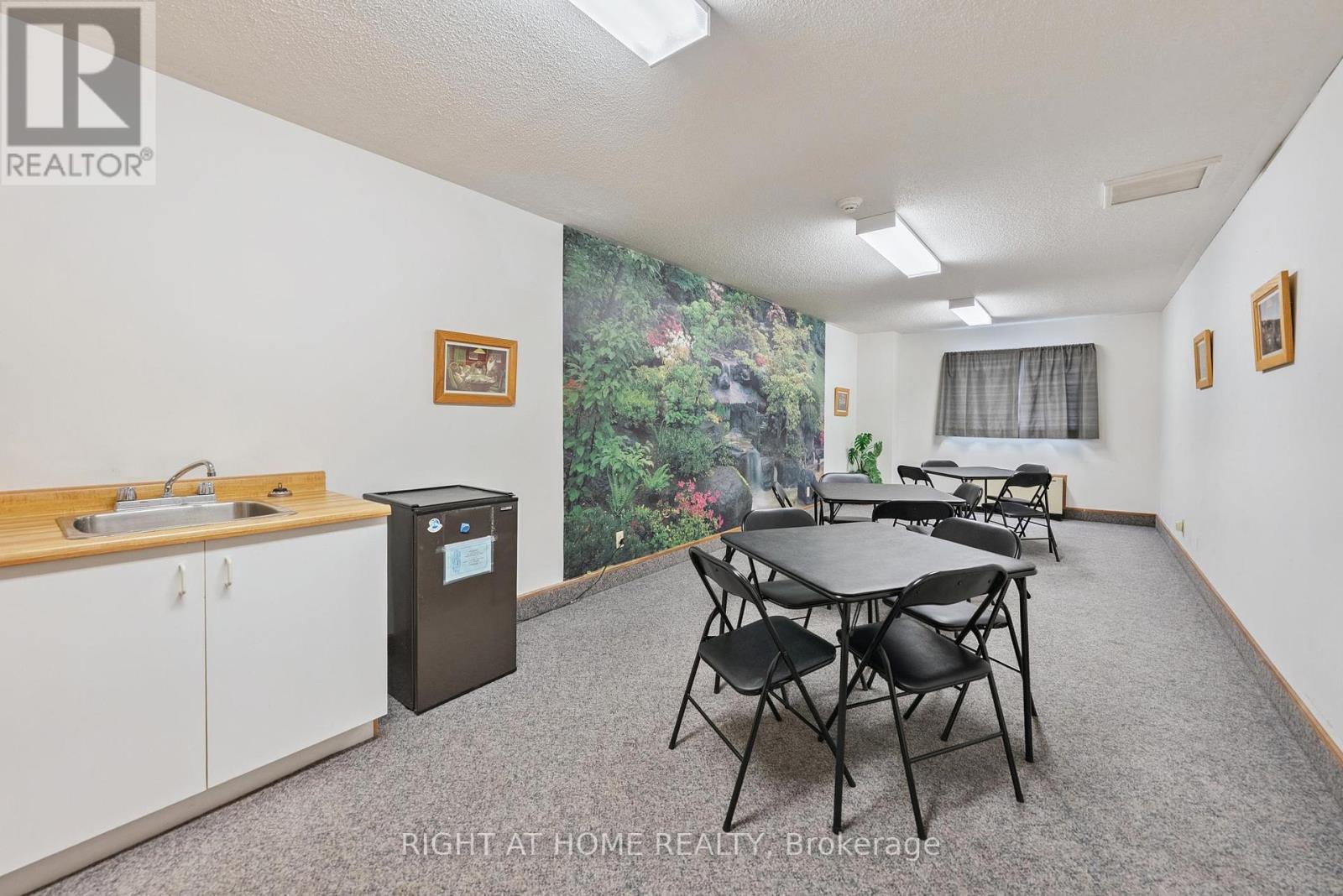 122b - 1099 Clonsilla Avenue, Peterborough (Otonabee Ward 1), Ontario  K9J 8L8 - Photo 37 - X12396405