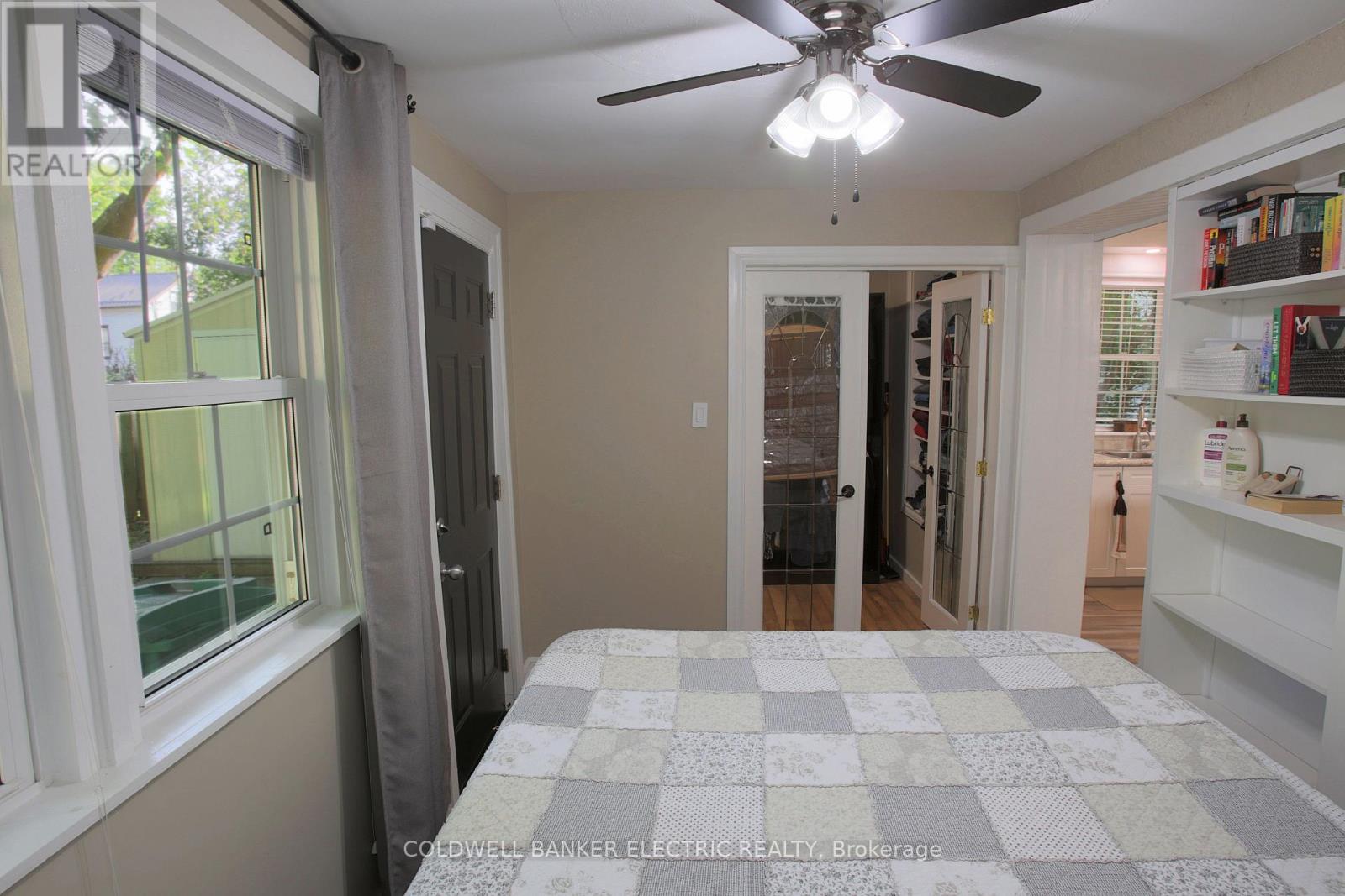 188 Antrim Street, Peterborough (Town Ward 3), Ontario  K9H 3G4 - Photo 16 - X12396409