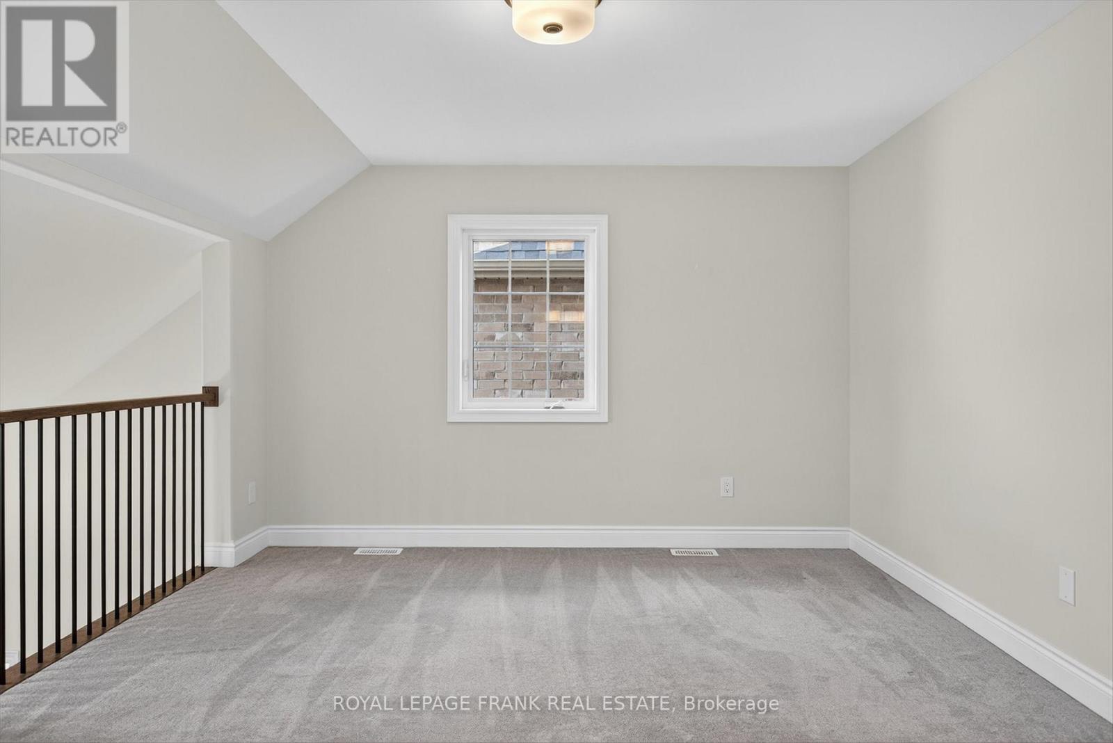 292 Noftall Gardens, Peterborough (Northcrest Ward 5), Ontario  K9H 0G4 - Photo 26 - X12396903