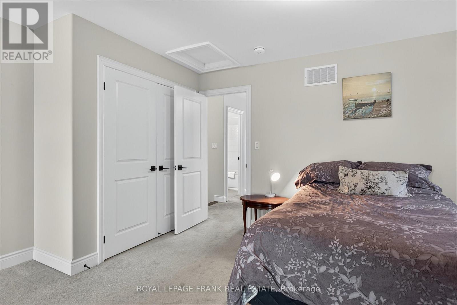 292 Noftall Gardens, Peterborough (Northcrest Ward 5), Ontario  K9H 0G4 - Photo 29 - X12396903