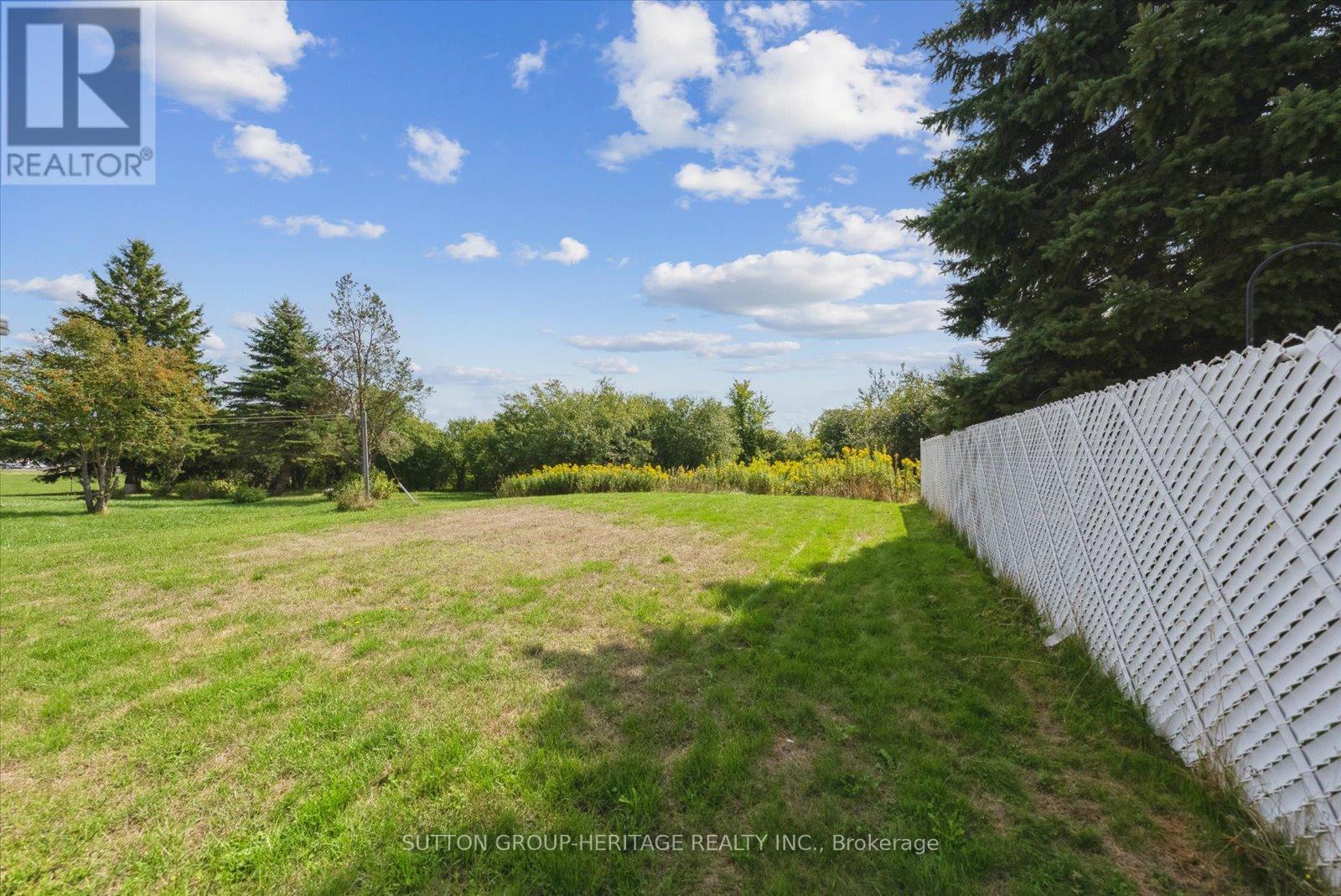 619 Towerhill Road, Peterborough (Northcrest Ward 5), Ontario  K9K 2N2 - Photo 38 - X12396958