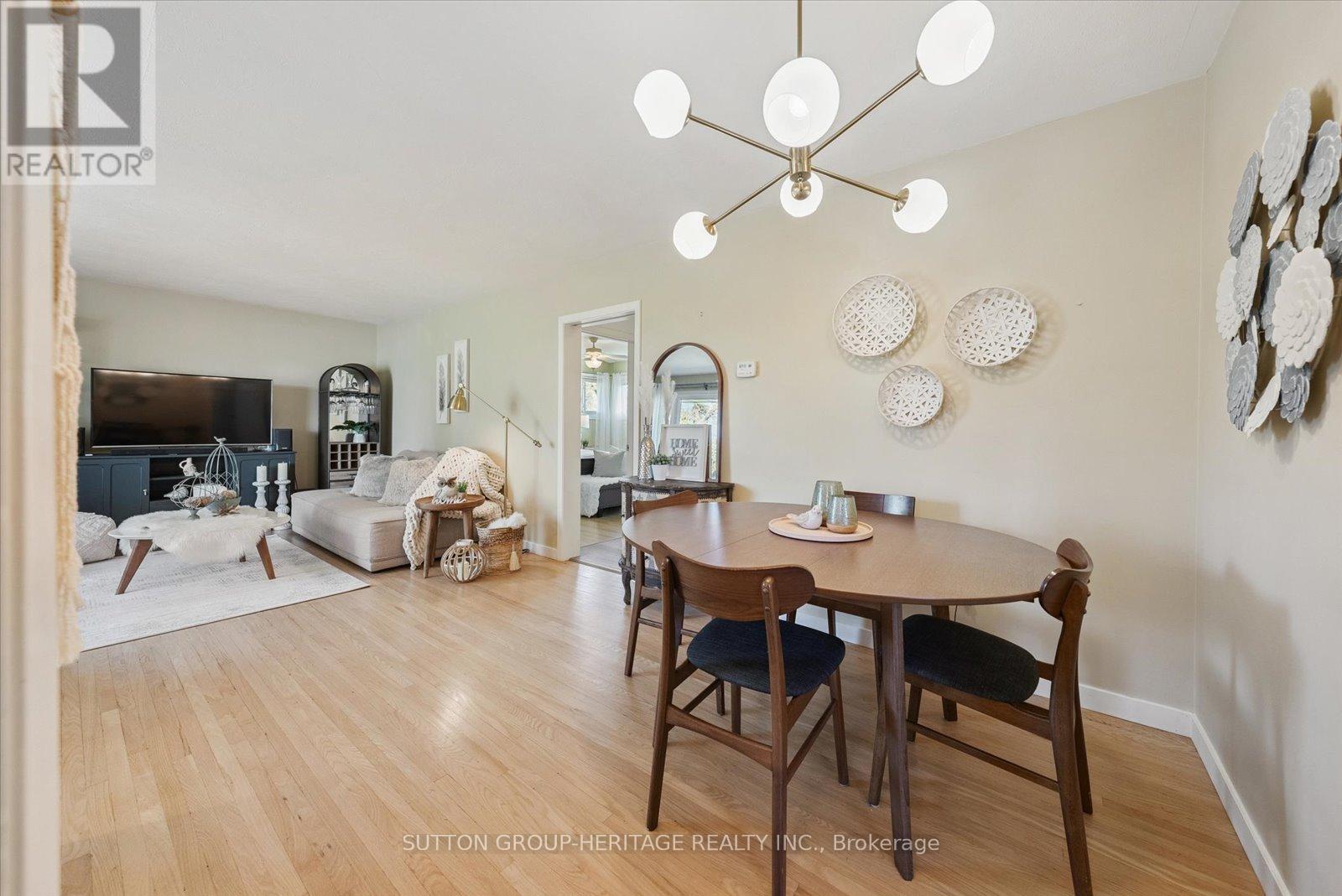 619 Towerhill Road, Peterborough (Northcrest Ward 5), Ontario  K9K 2N2 - Photo 7 - X12396958