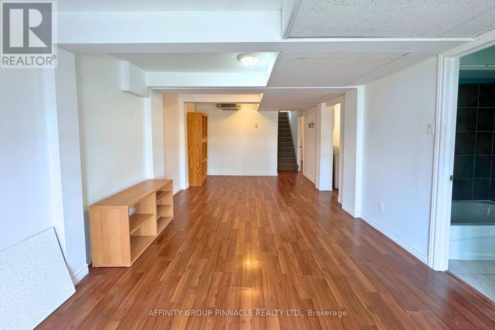 88 Albert Street S, Kawartha Lakes (Lindsay), Ontario  K9V 3H6 - Photo 17 - X12397245