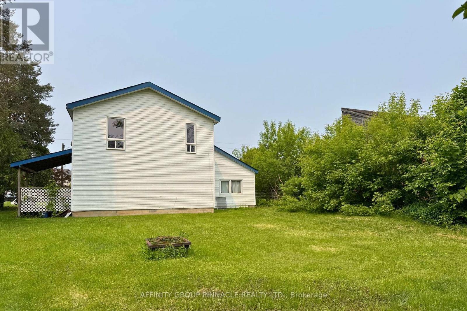 88 Albert Street S, Kawartha Lakes (Lindsay), Ontario  K9V 3H6 - Photo 34 - X12397245